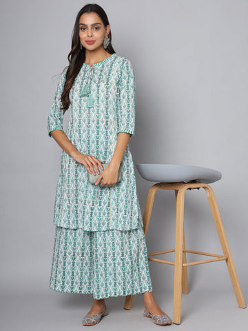 Shuddhi green and white kurta and pant
