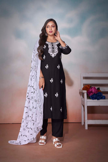 Label Khoj Women heavy embroidery kurta trouser and Printed dupptta set