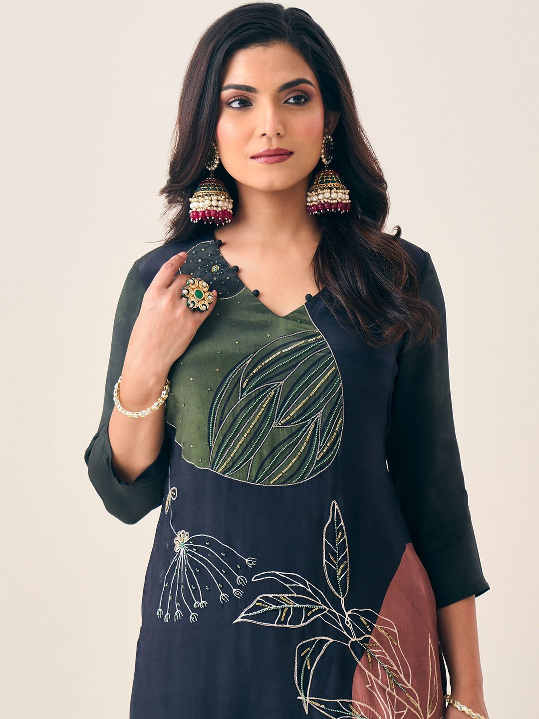 Label khoj Pure viscose maslin with hand work Kurta ,trouser and dupptta setblack Color