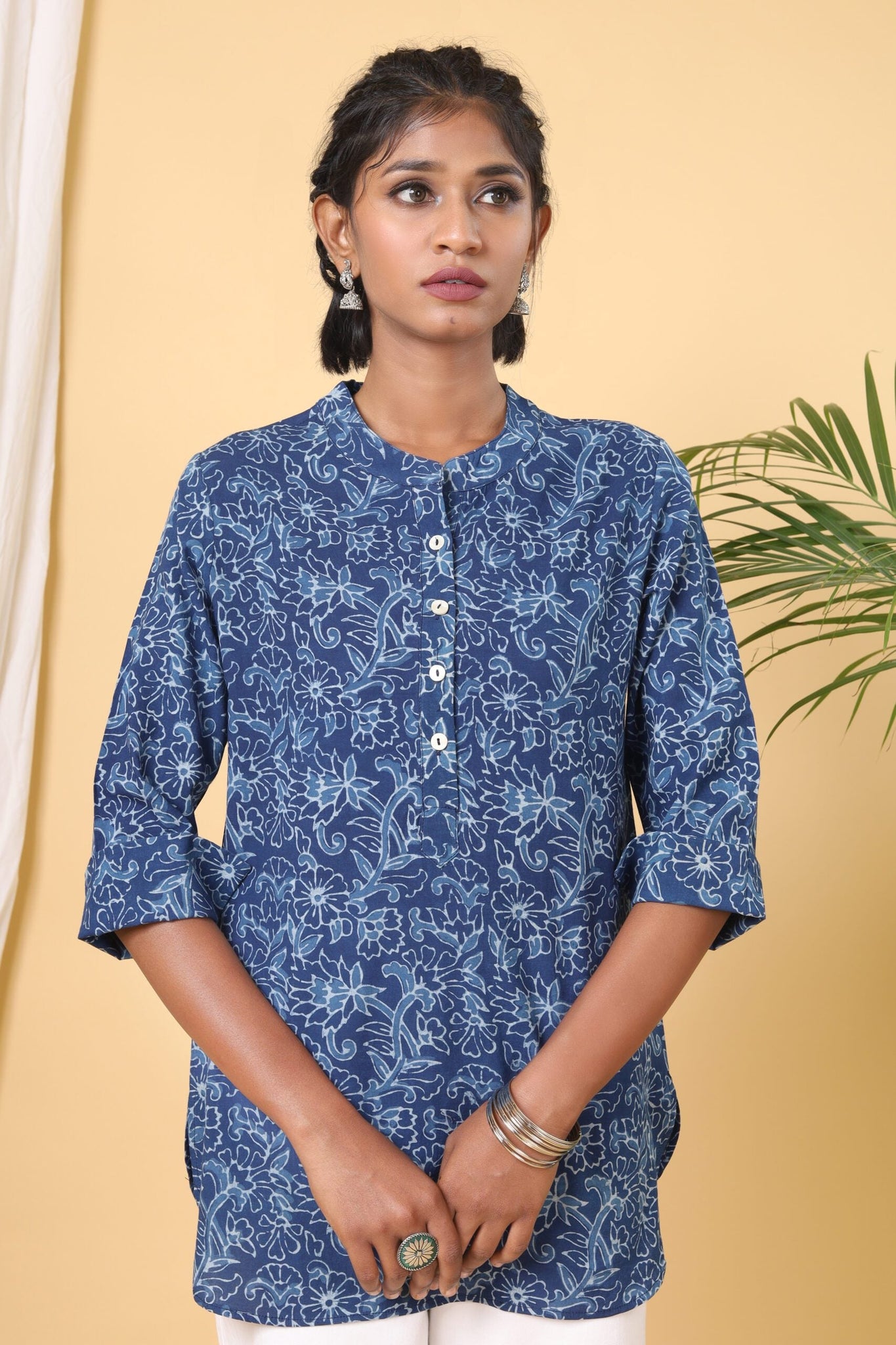 Handblock printed Indigo Short top