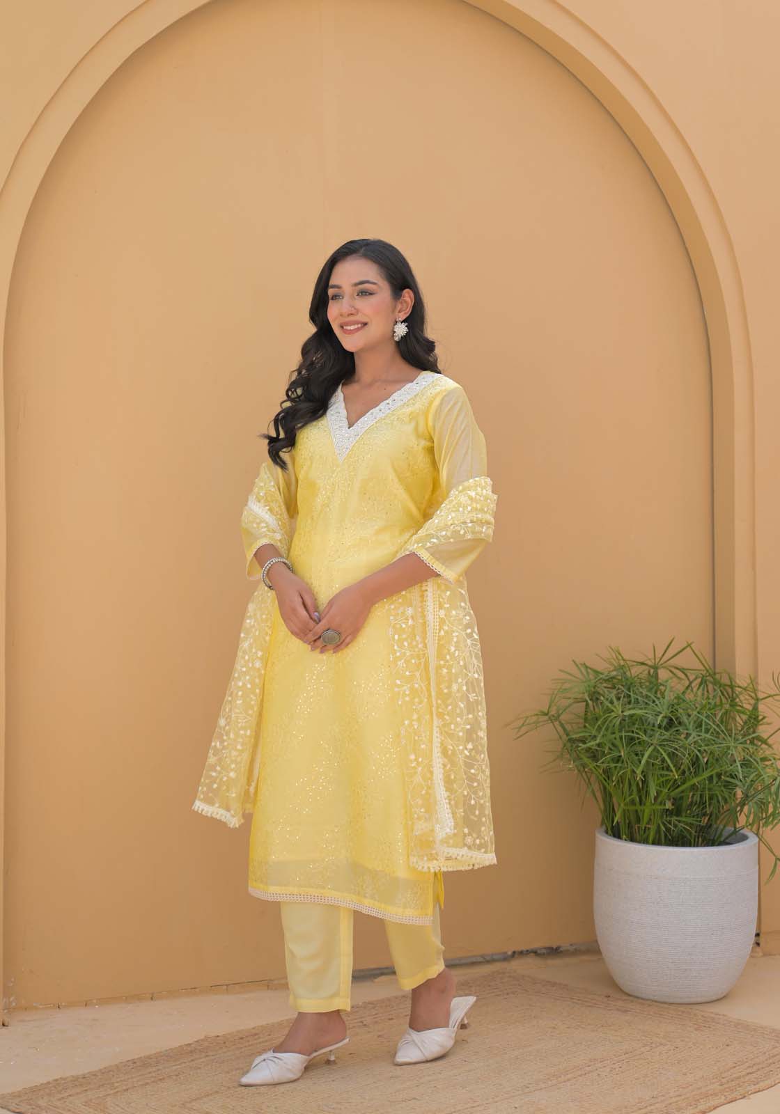 Label Khoj Women Chanderi silk kurta, trouser and dupptta set