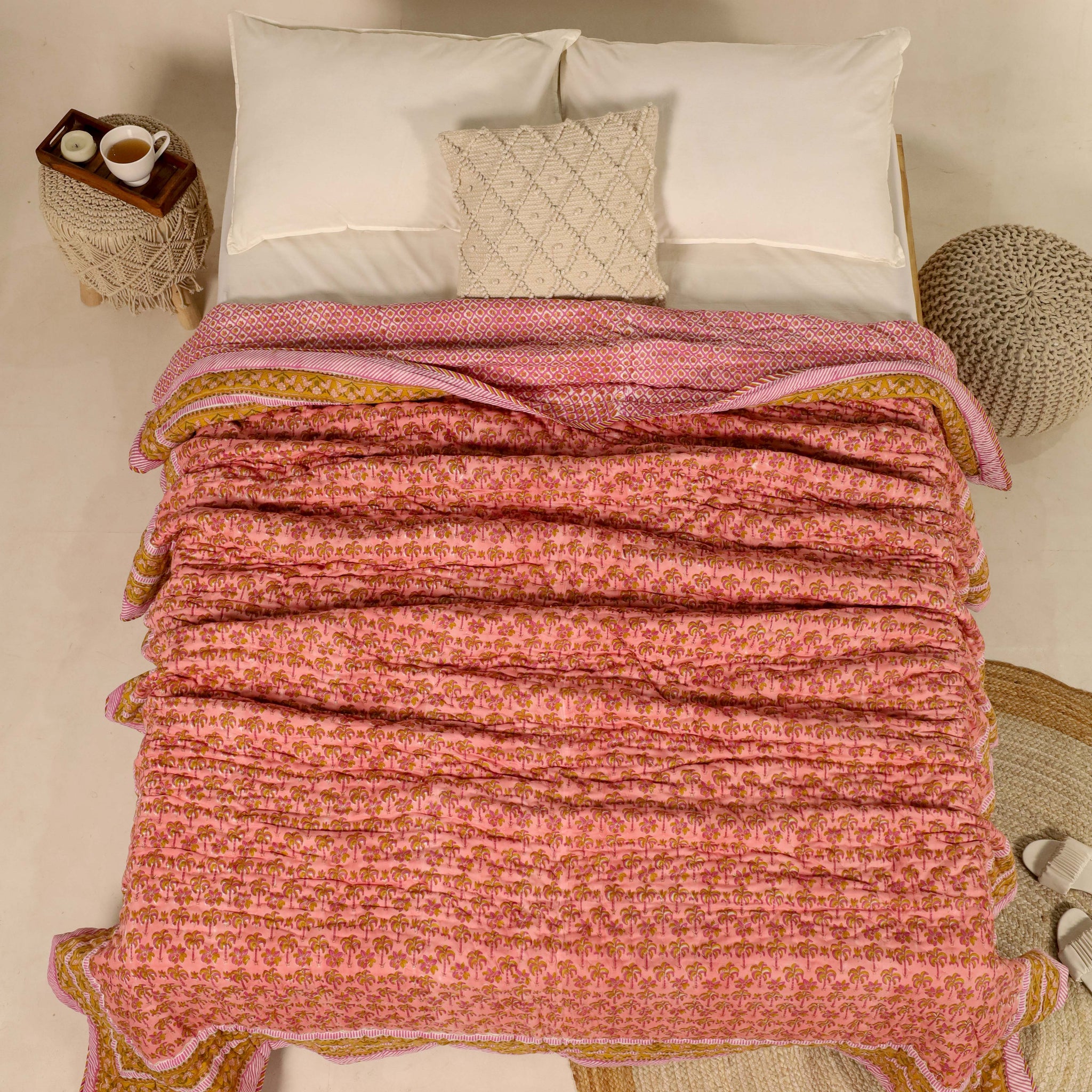 Red Reversible Quilted Bed Razai