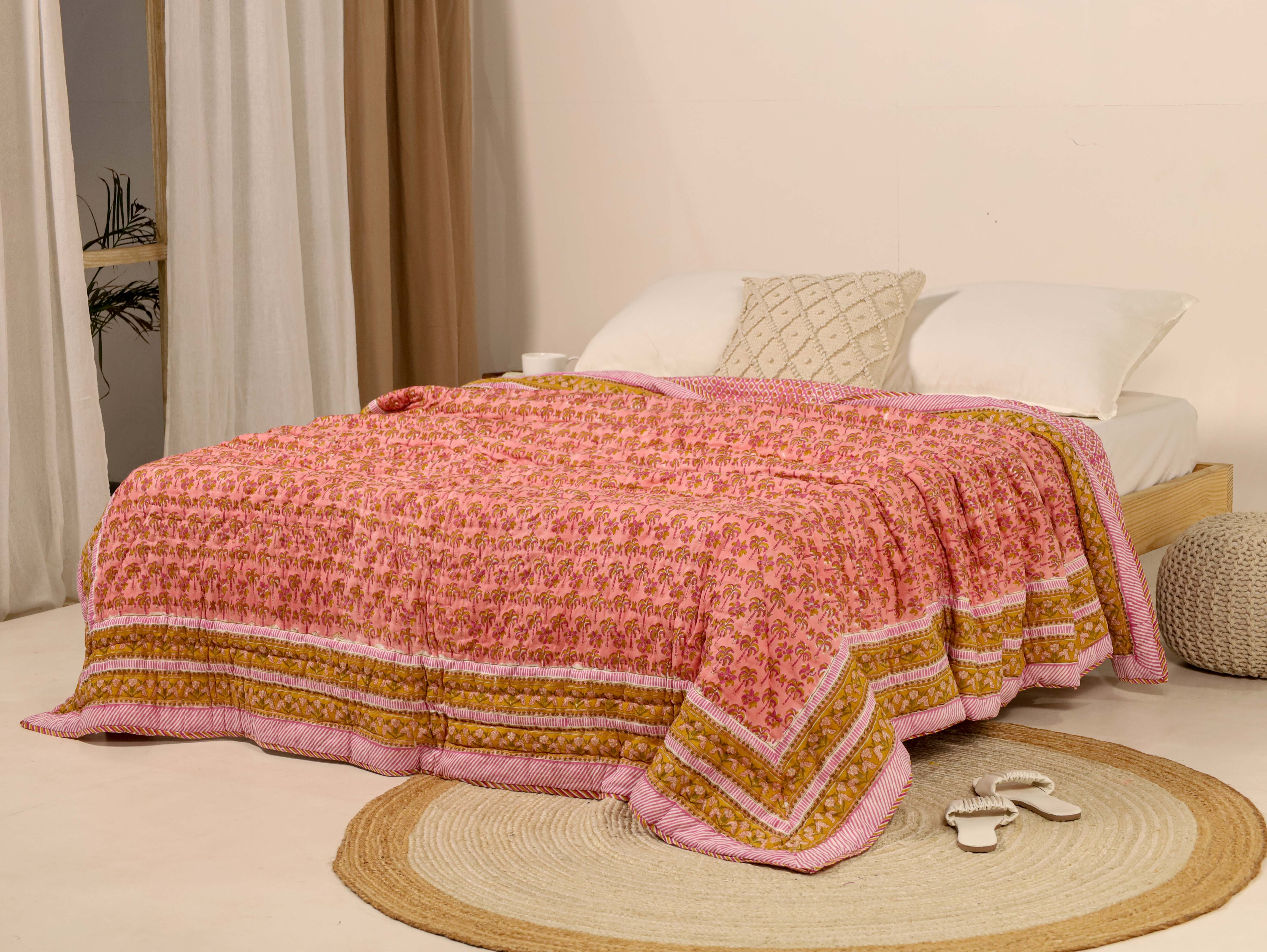 Red Reversible Quilted Bed Razai