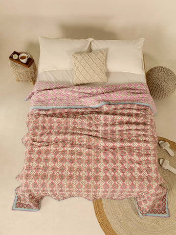 Peach, Pink and BlueReversible Quilted Bed Razai
