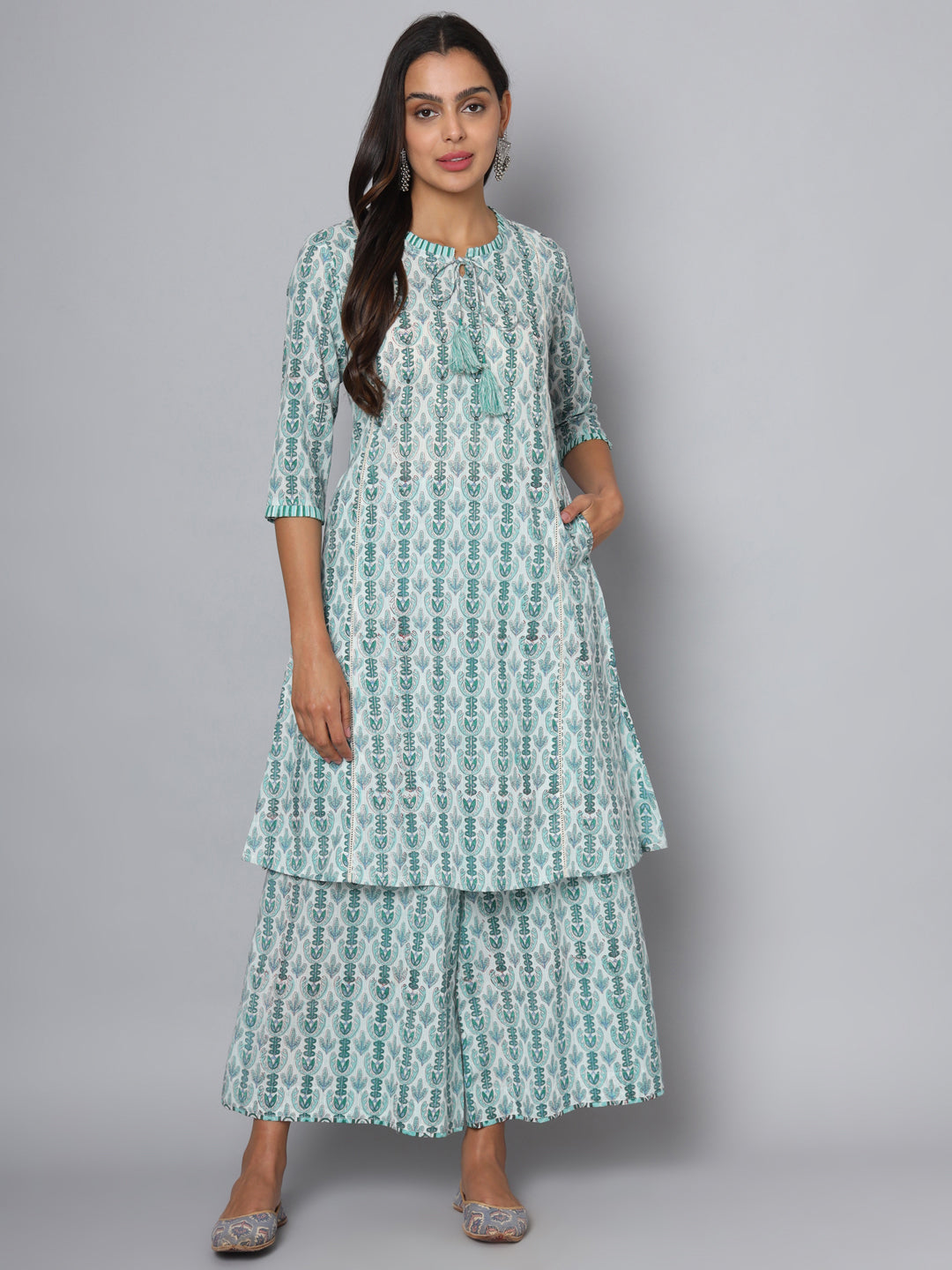 Shuddhi green and white kurta and pant