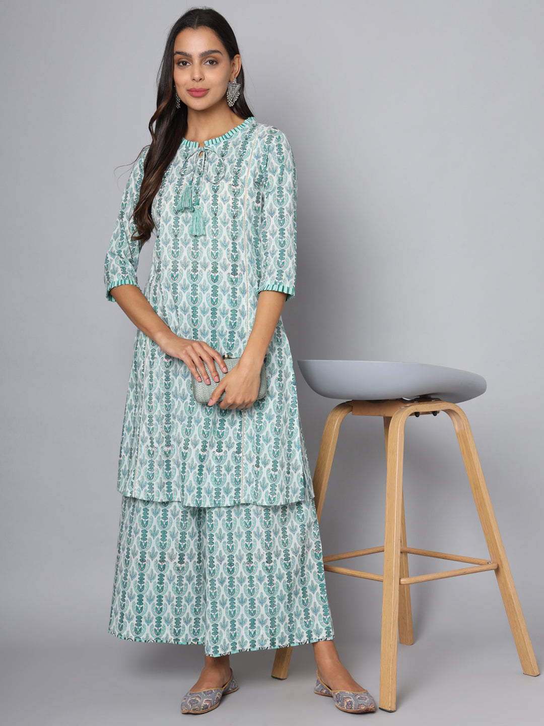 Shuddhi green and white kurta and pant