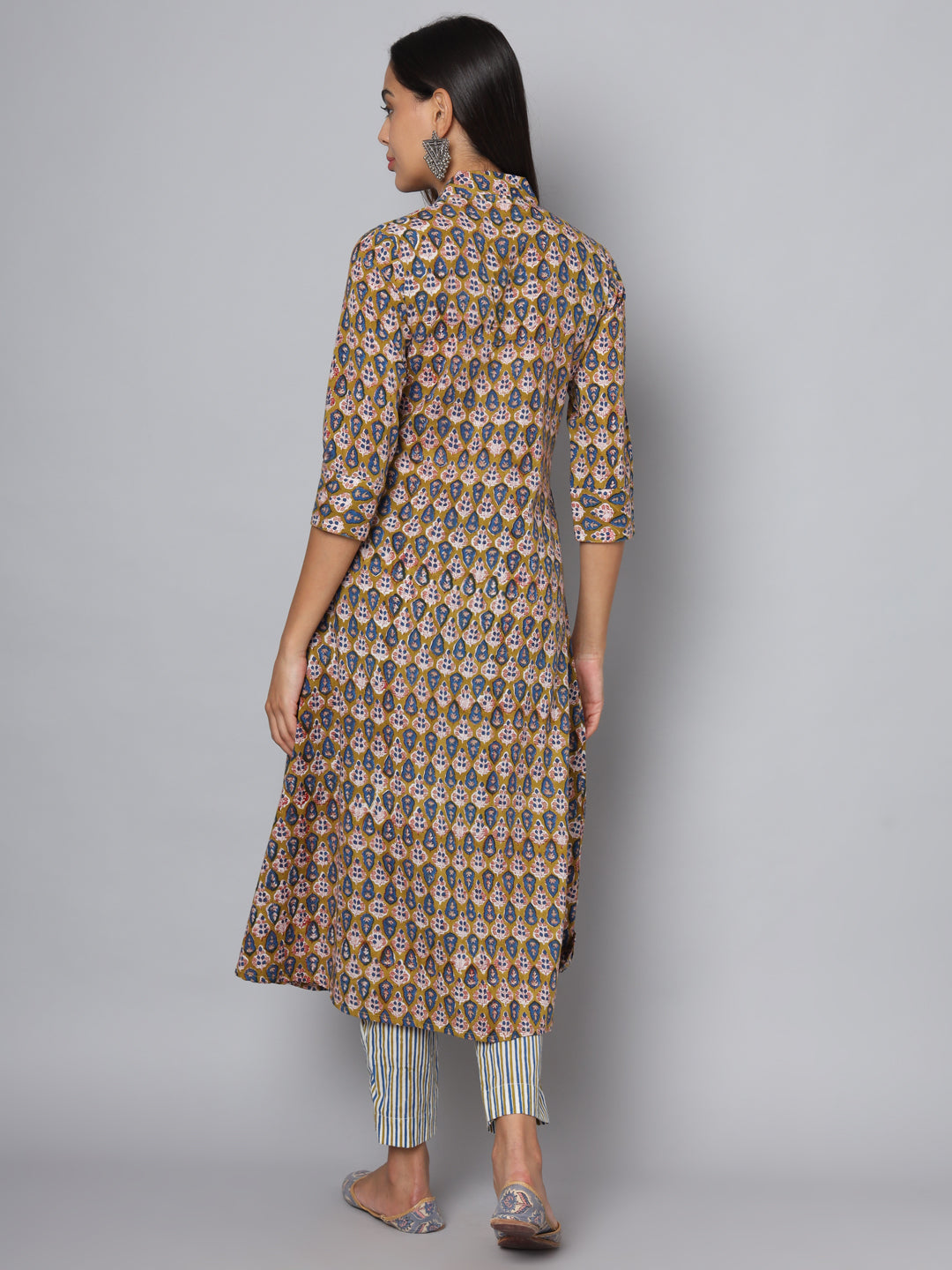 Shuddhi Olive green and Blue kurta and pant set