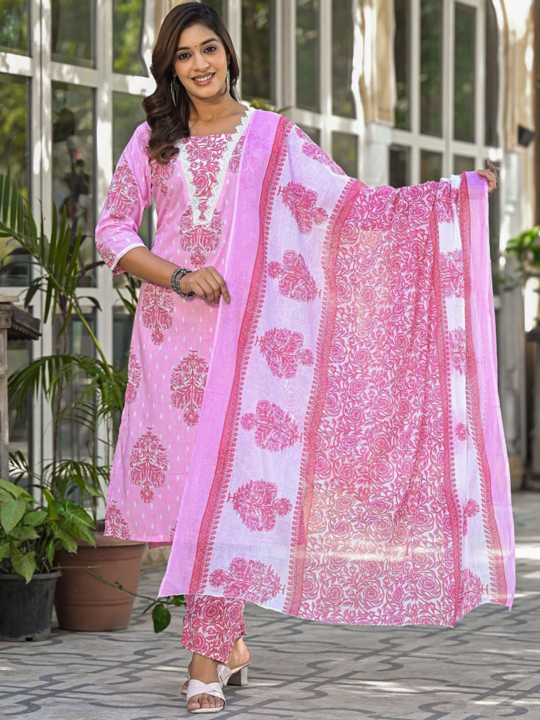 Label khoj women Cotton print kurta SetPINK Color