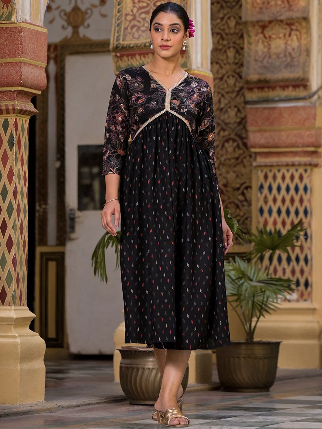 Label Khoj Women Rayon print A line Alia kurta with Pocket