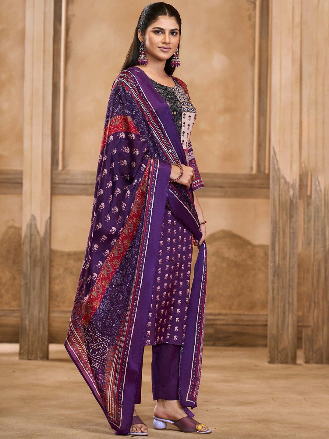 Label khoj Women maslin priint kurta, trouser and dupptta set