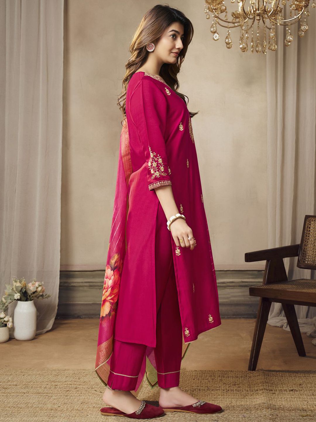 Label khoj women silk blend printed  kurta set
