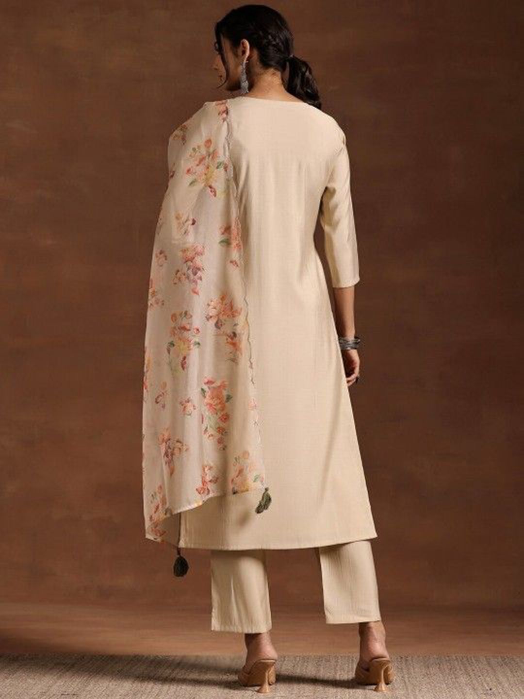 Label khoj Women roman silk Kurta With Trousers & Dupatta