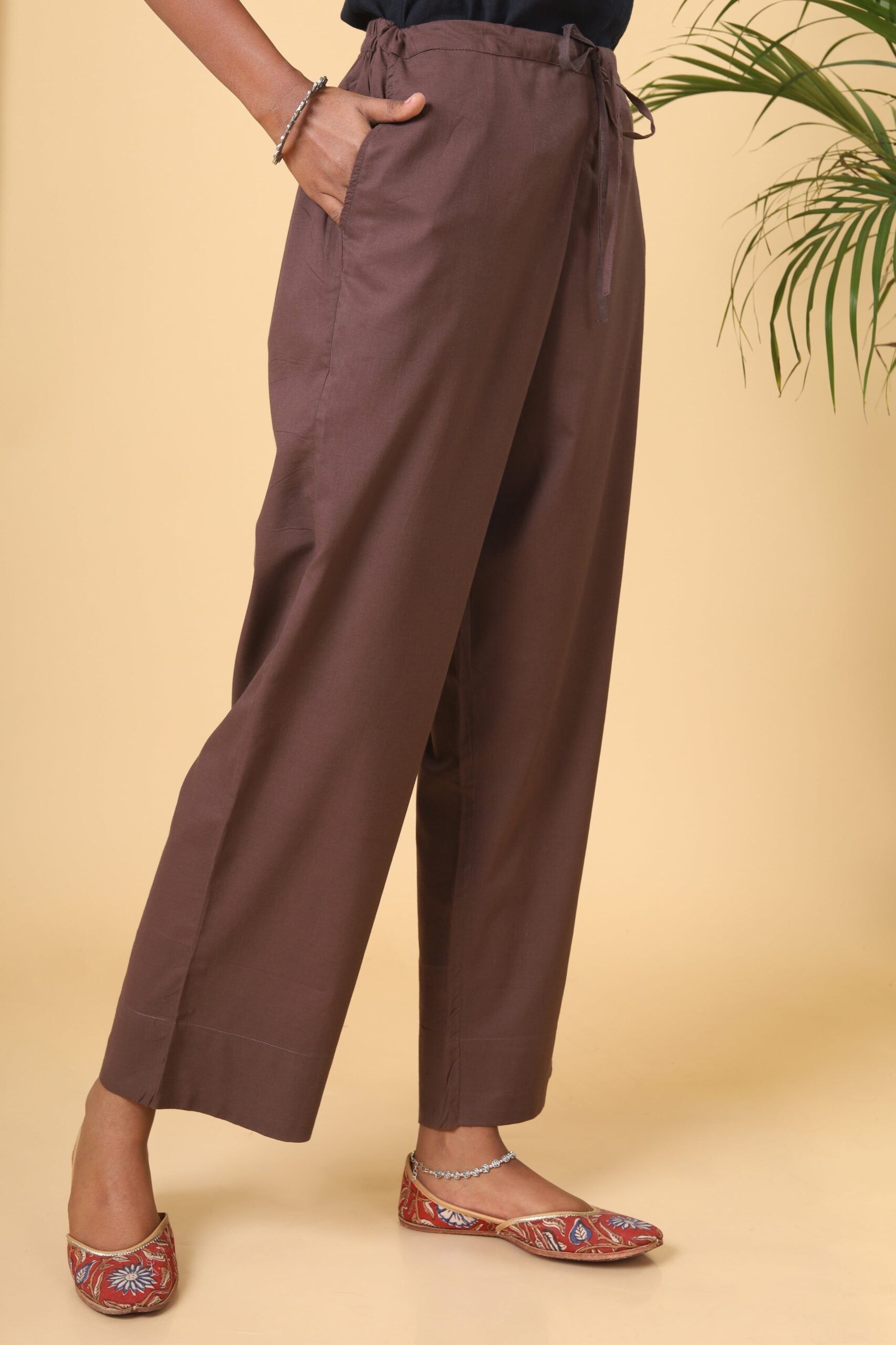 Walnut Brown Cotton Casual Pant
