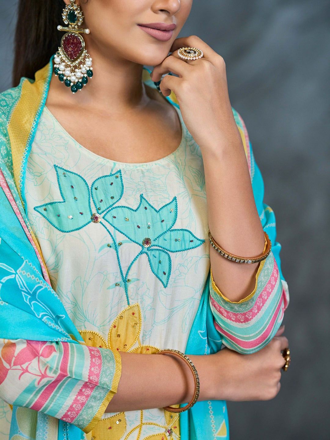Label khoj Pure viscose maslin with hand work Kurta ,trouser and dupptta set