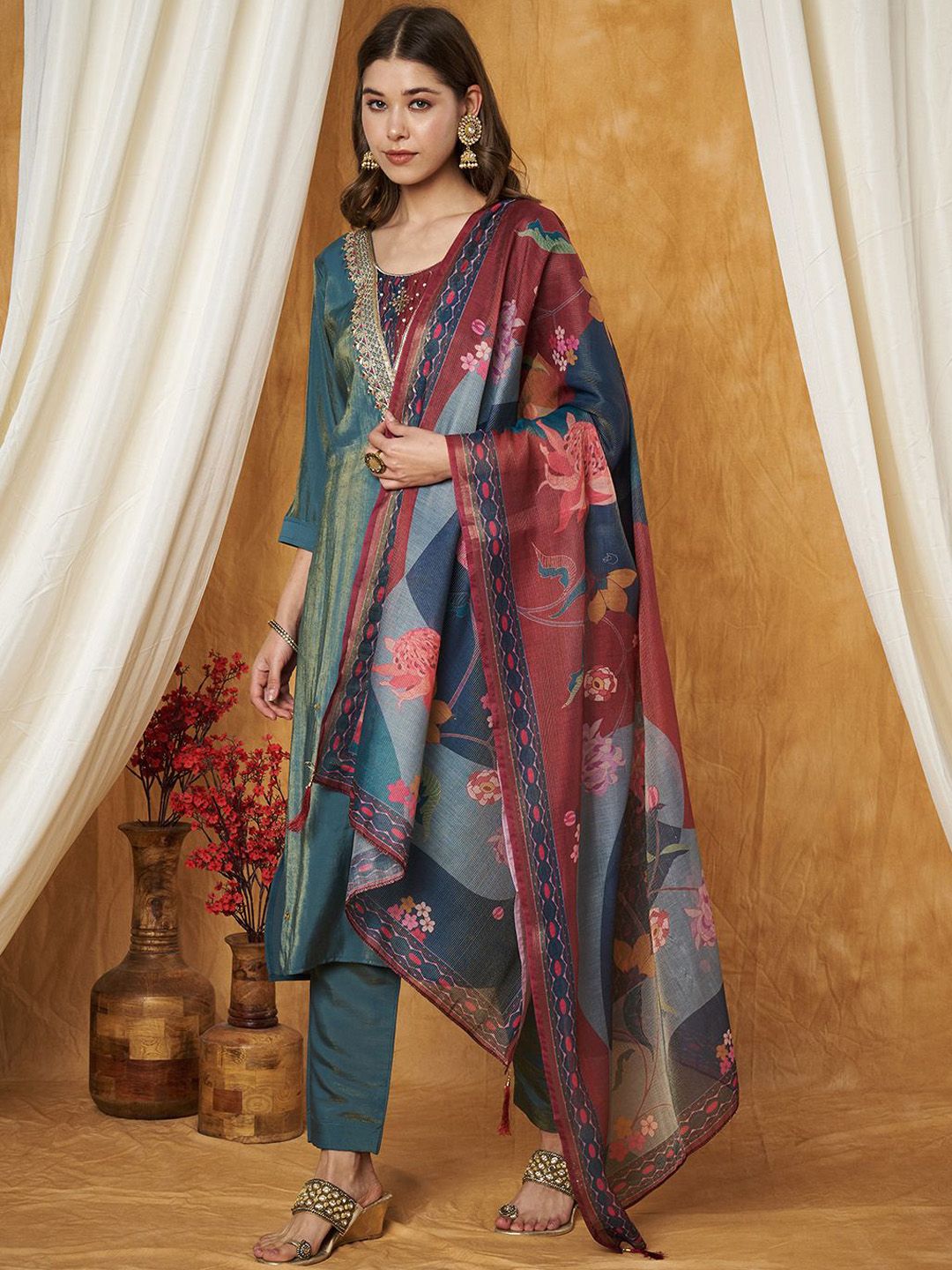 Label Khoj Women's Grey Silk Blend Embroidery Kurta with Pant and Dupatta