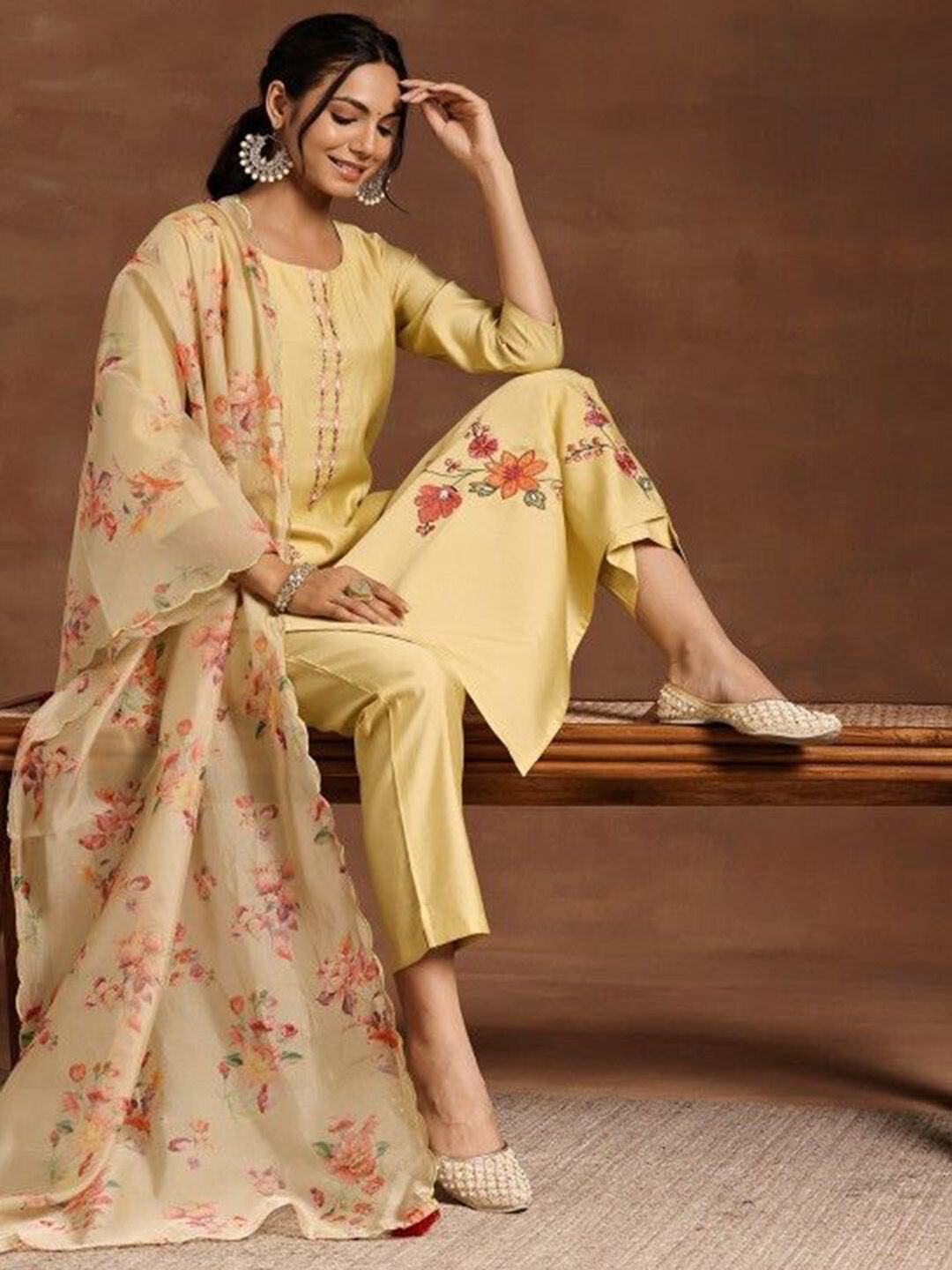 Label khoj Women roman silk Kurta With Trousers & Dupatta