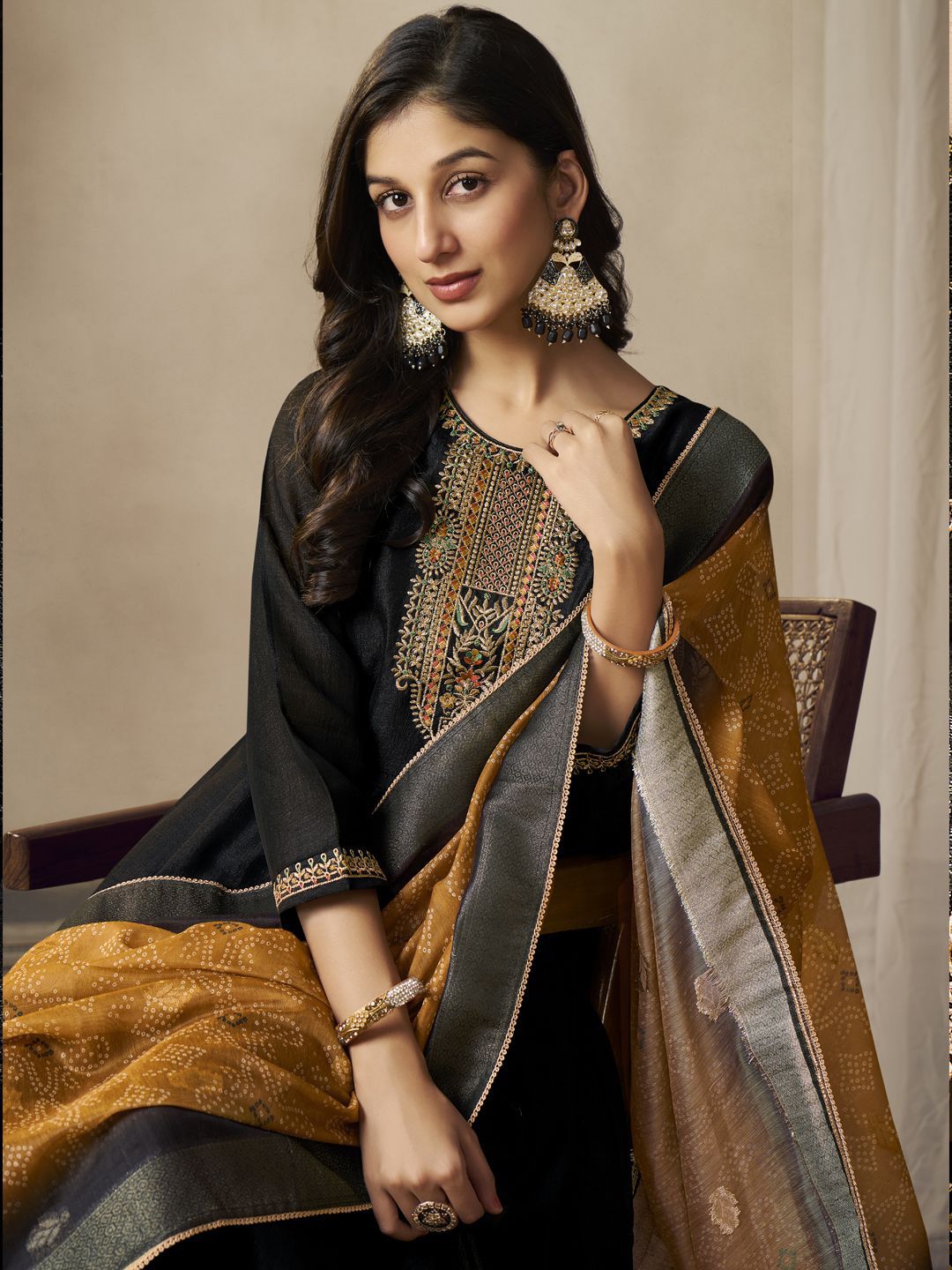 Label khoj Beautiful Anarkali kurta With Pant and Dupatta Set black Color