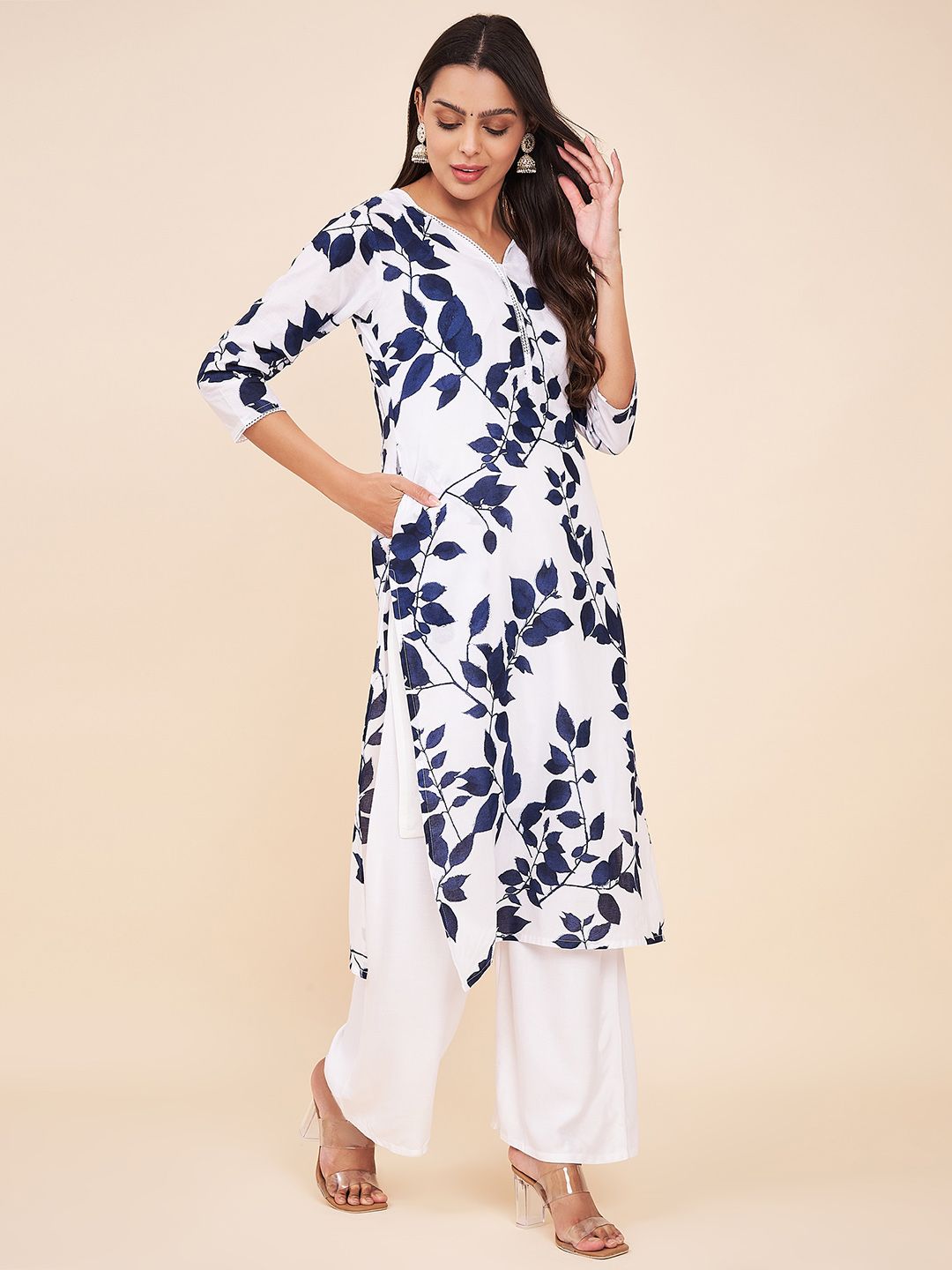 Label Khoj Women White Floral Cotton Kurta