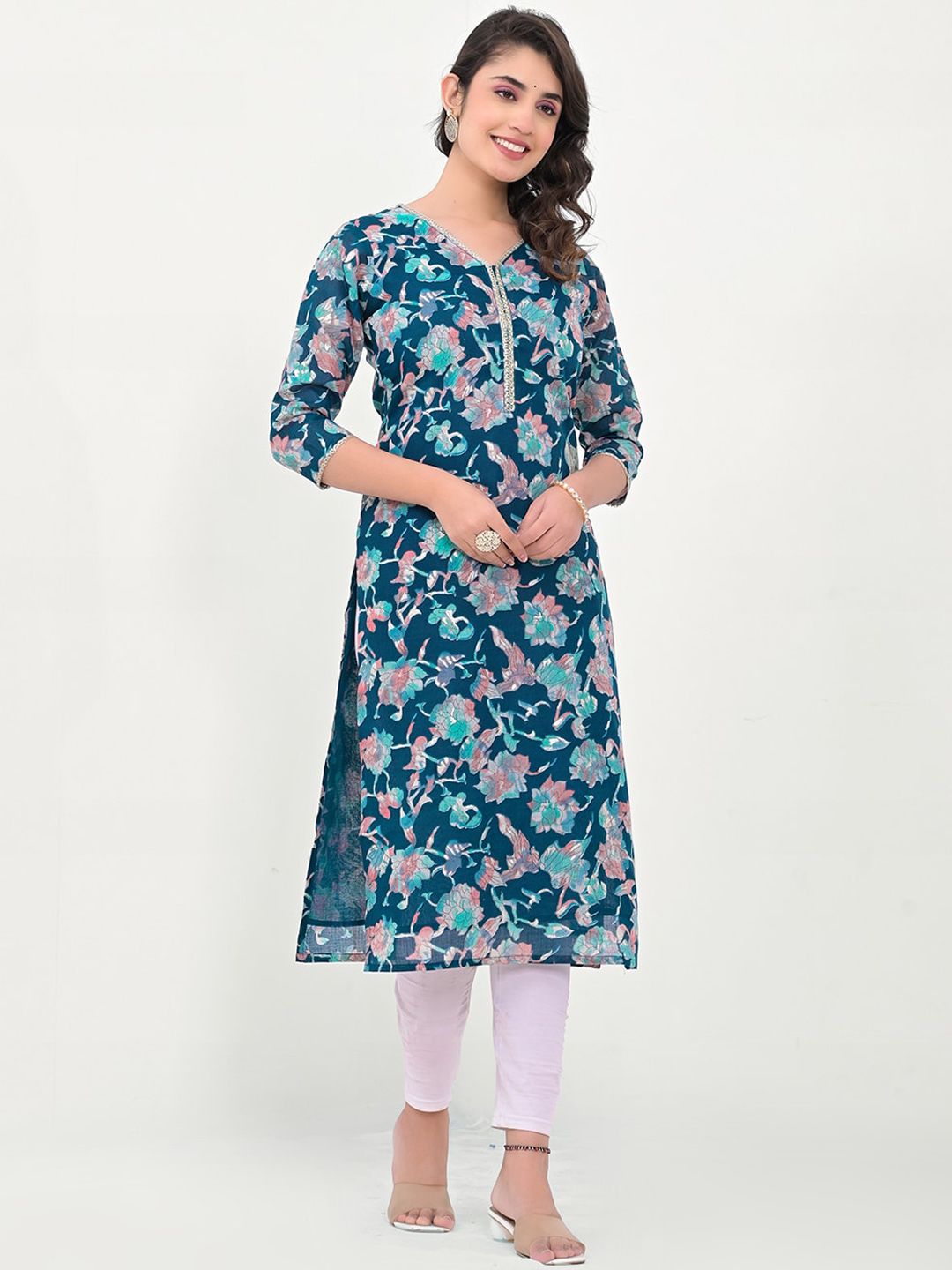Label Khoj Women Linen Blue Floral Kurta