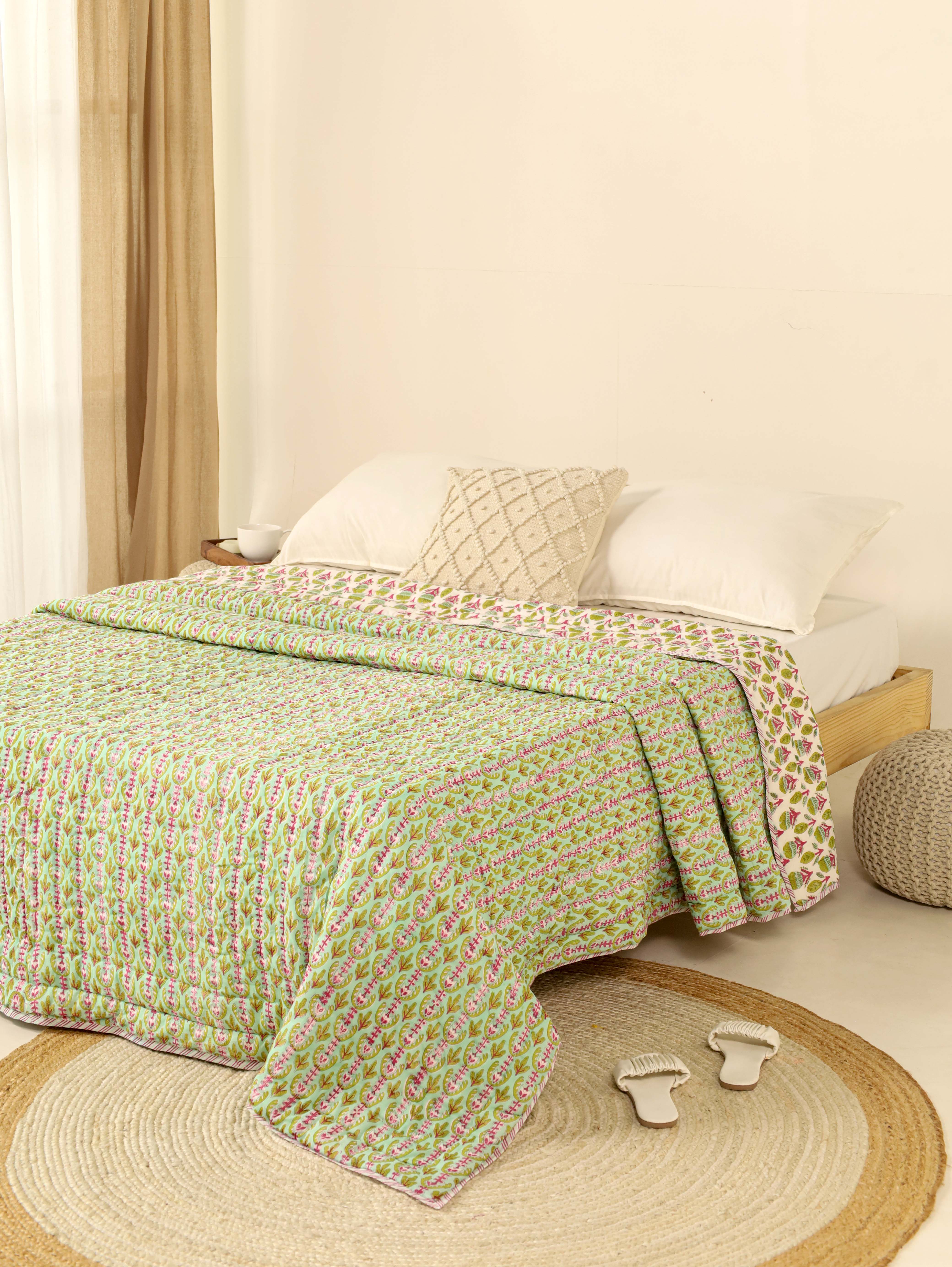 Light Green Reversible Quilted Bed Razai
