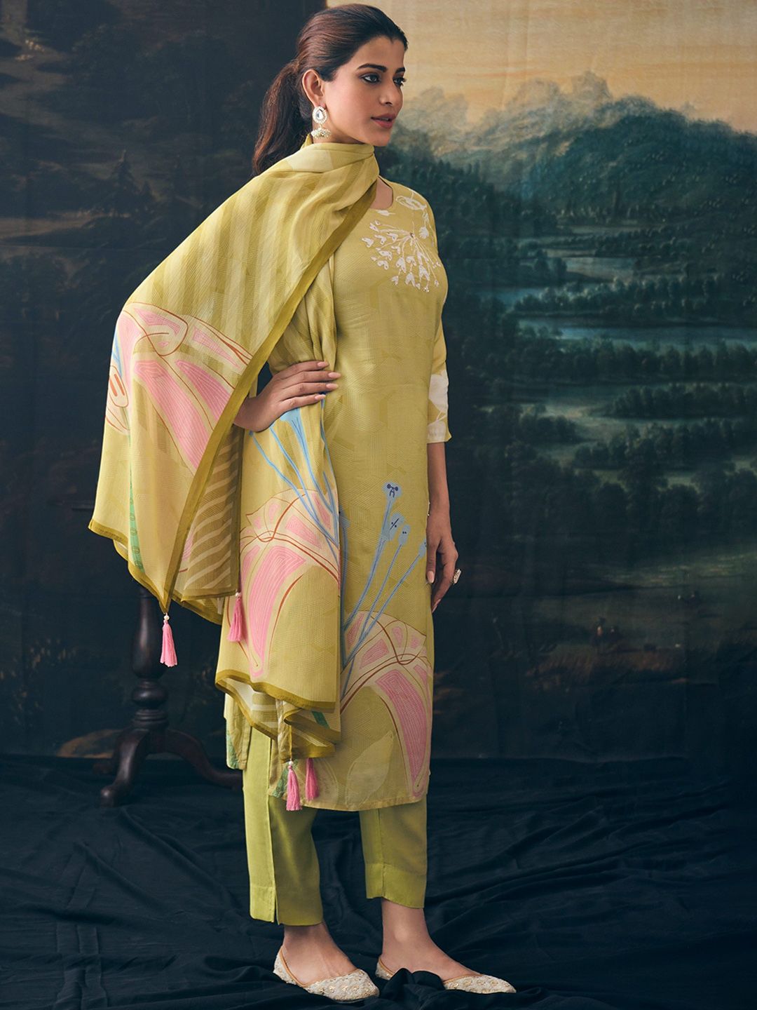 Label khoj Pure viscose maslin with hand work Kurta ,trouser and dupptta setpista Color
