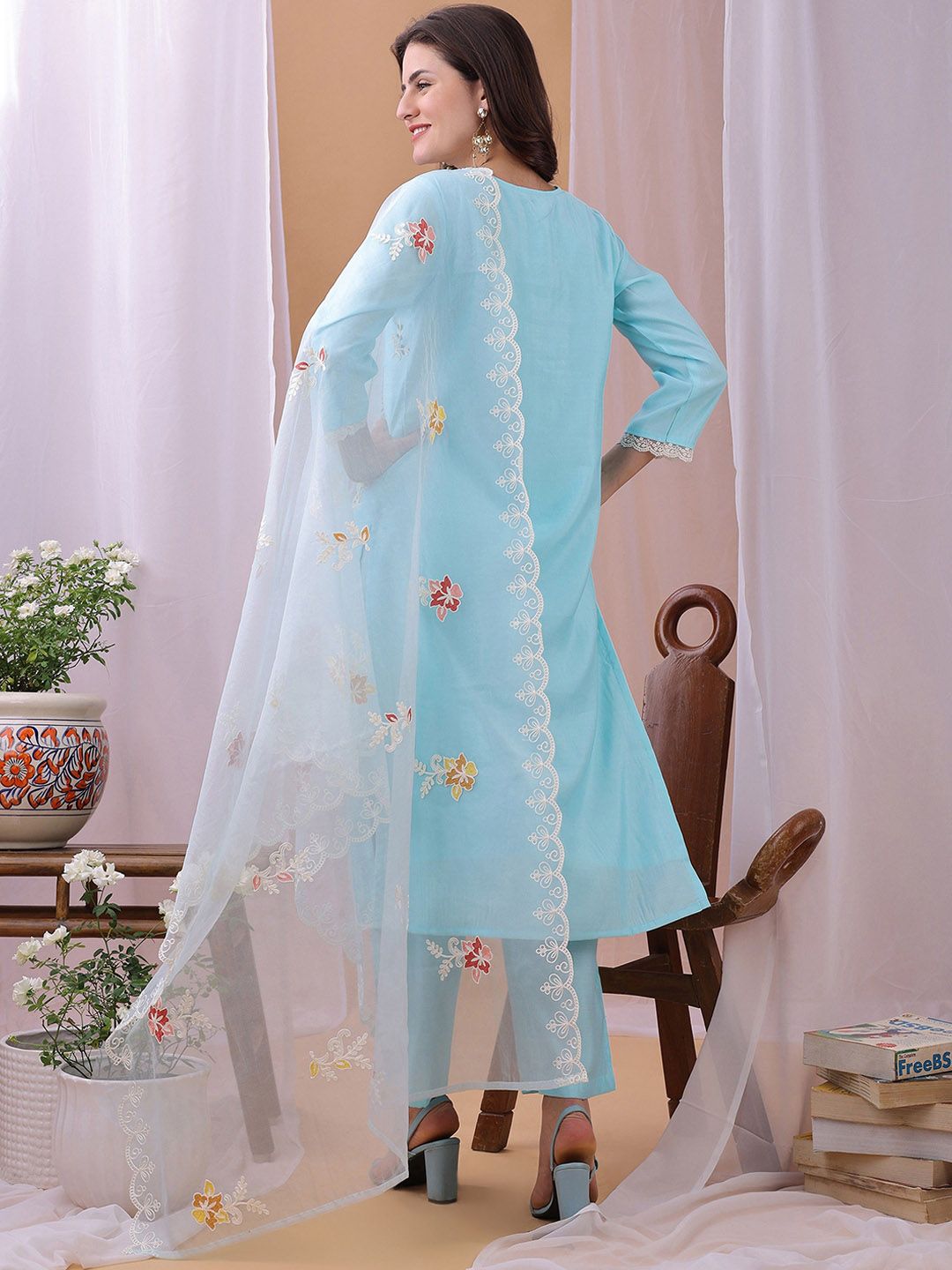 Label Khoj Women's Sky Blue Silk Blend Thread Work Kurta with Pant and Sky Blue Dupatta