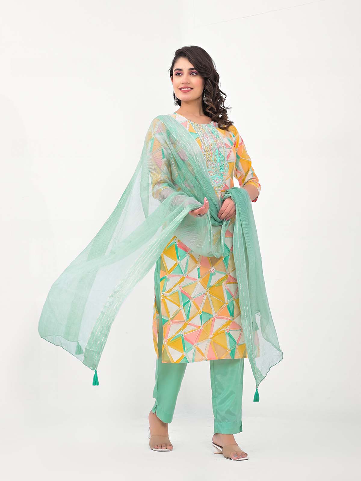 Label khoj Women Printed Kurta with Trousers & Dupatta