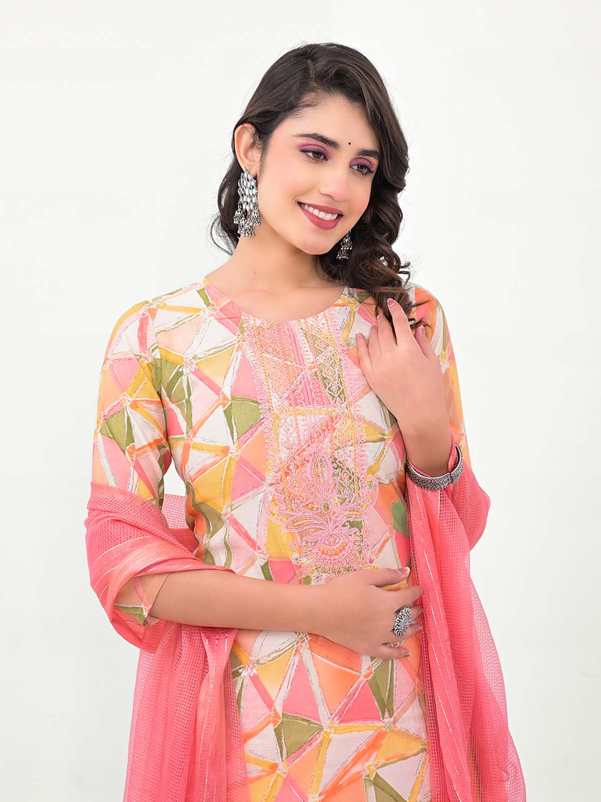 Label khoj Women Printed Kurta with Trousers & Dupatta