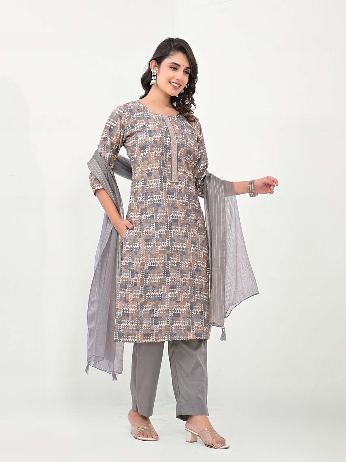 Label Khoj Women Silk blend Kurta ,trouser and dupptta set