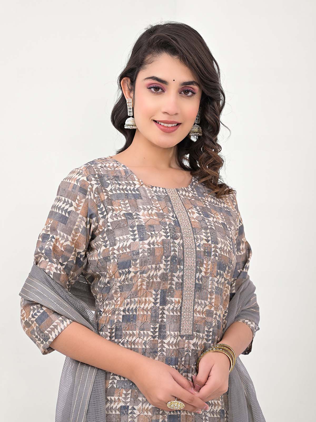 Label Khoj Women Silk blend Kurta ,trouser and dupptta set