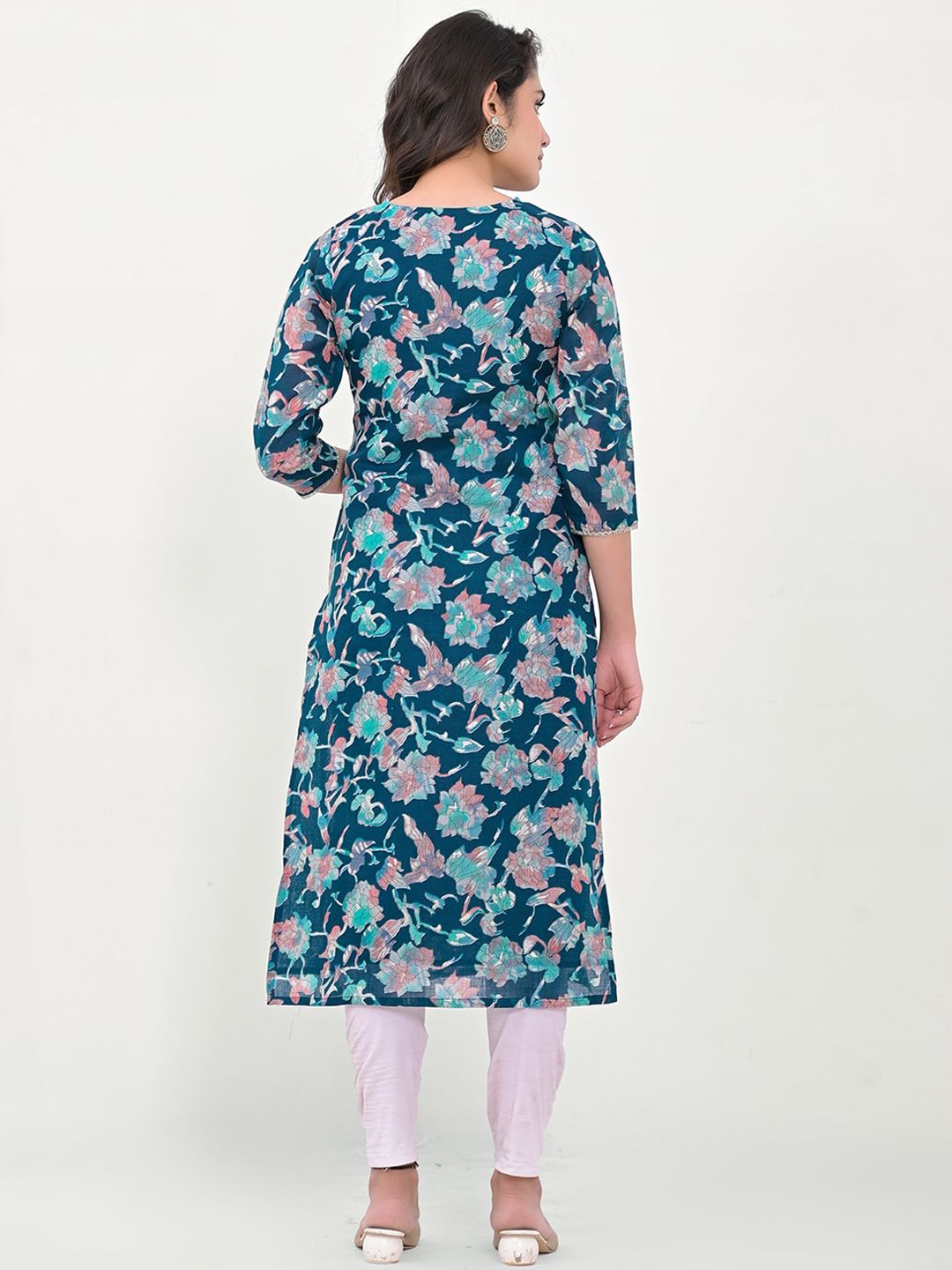 Label Khoj Women Linen Blue Floral Kurta