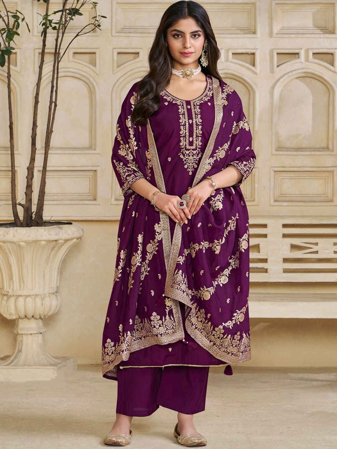 Label Khoj Women Roman Silk Embroidery  Work Voilet Color Kurta & Bottom With Dupatta  Set