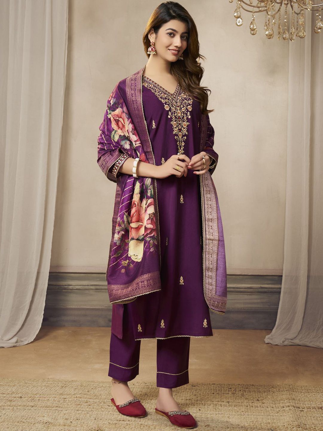 Label khoj women silk blend printed  kurta set
