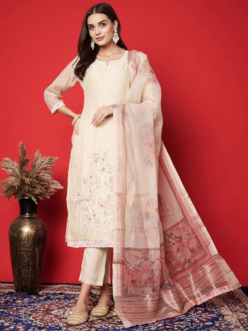 Label khoj chanderi kurta with bottom and dupptta setPeach Color