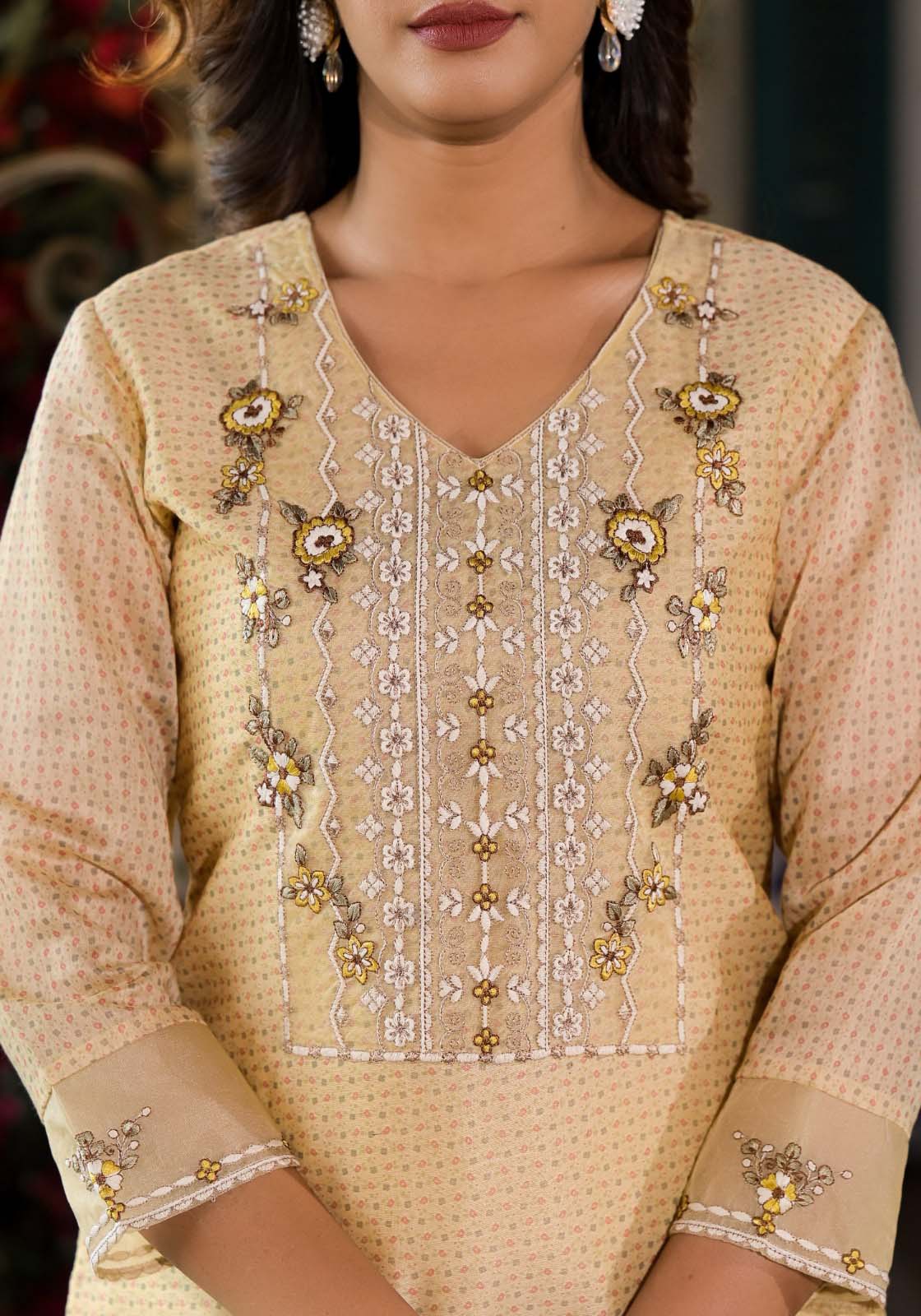 Label Khoj Women Silk blend Kurta ,trouser and dupptta set