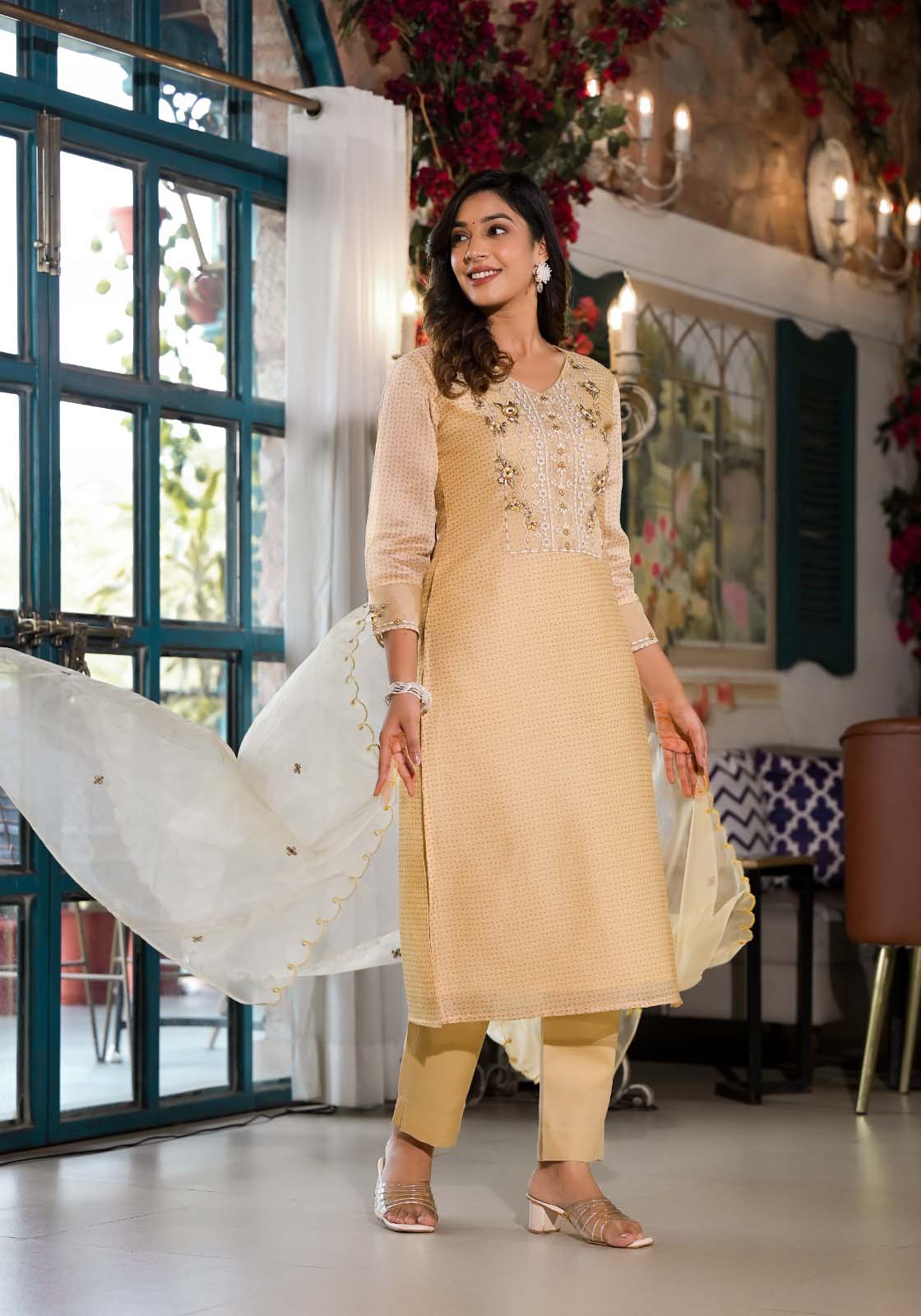 Label Khoj Women Silk blend Kurta ,trouser and dupptta set