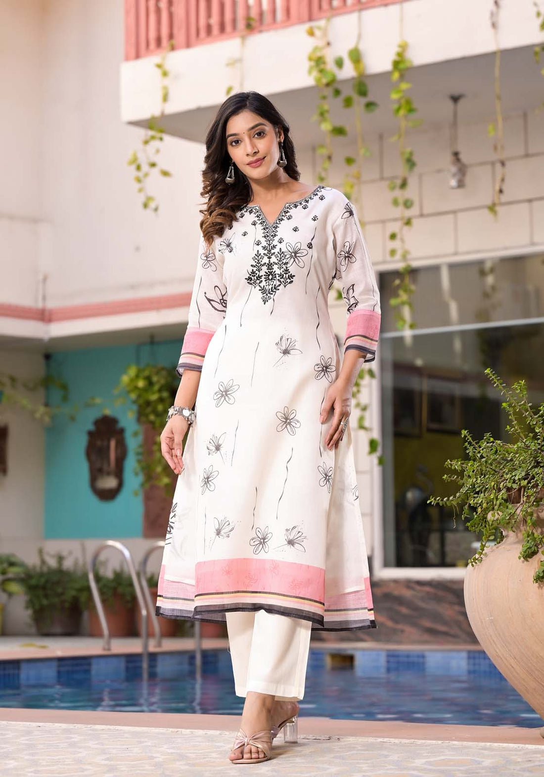 Label khoj lilen kurta , trouser and dupptta set