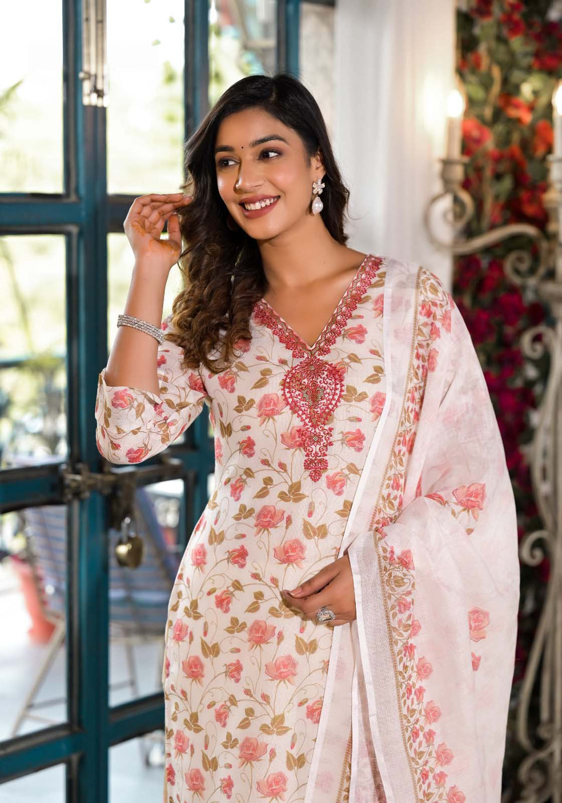 Label Khoj Women Lilen print embroidery Kurta ,trouser and dupptta set