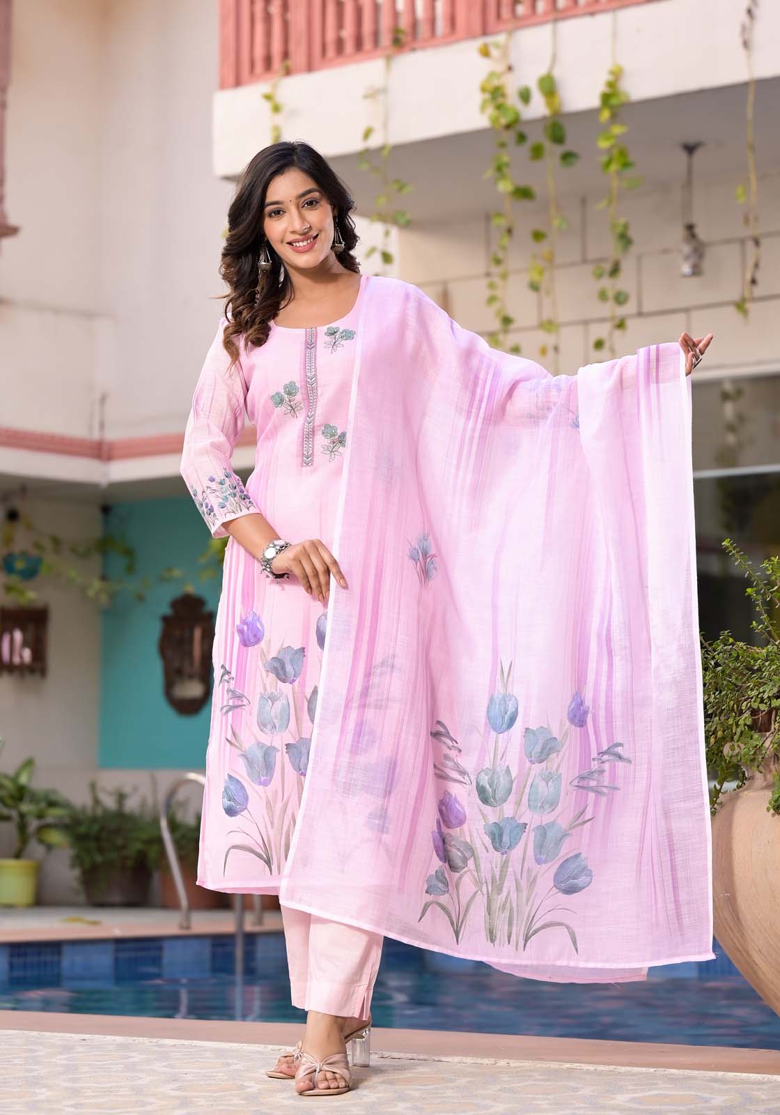 Label khoj lilen kurta , trouser and dupptta set