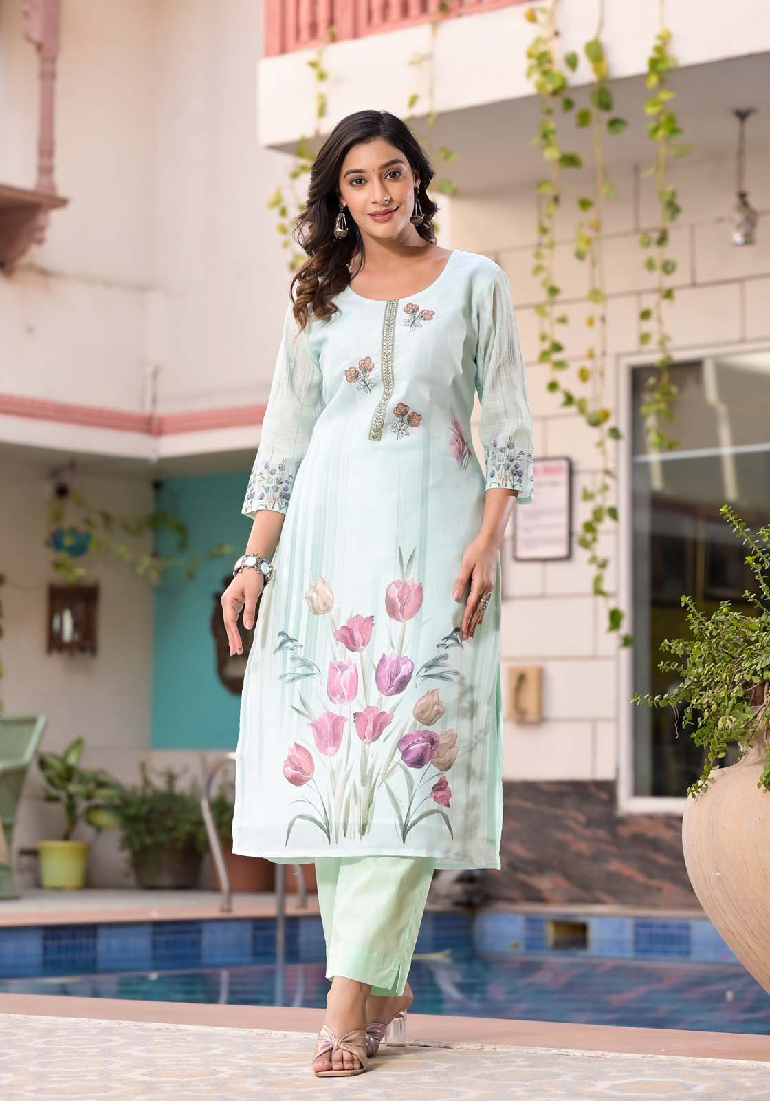 Label khoj lilen kurta , trouser and dupptta set