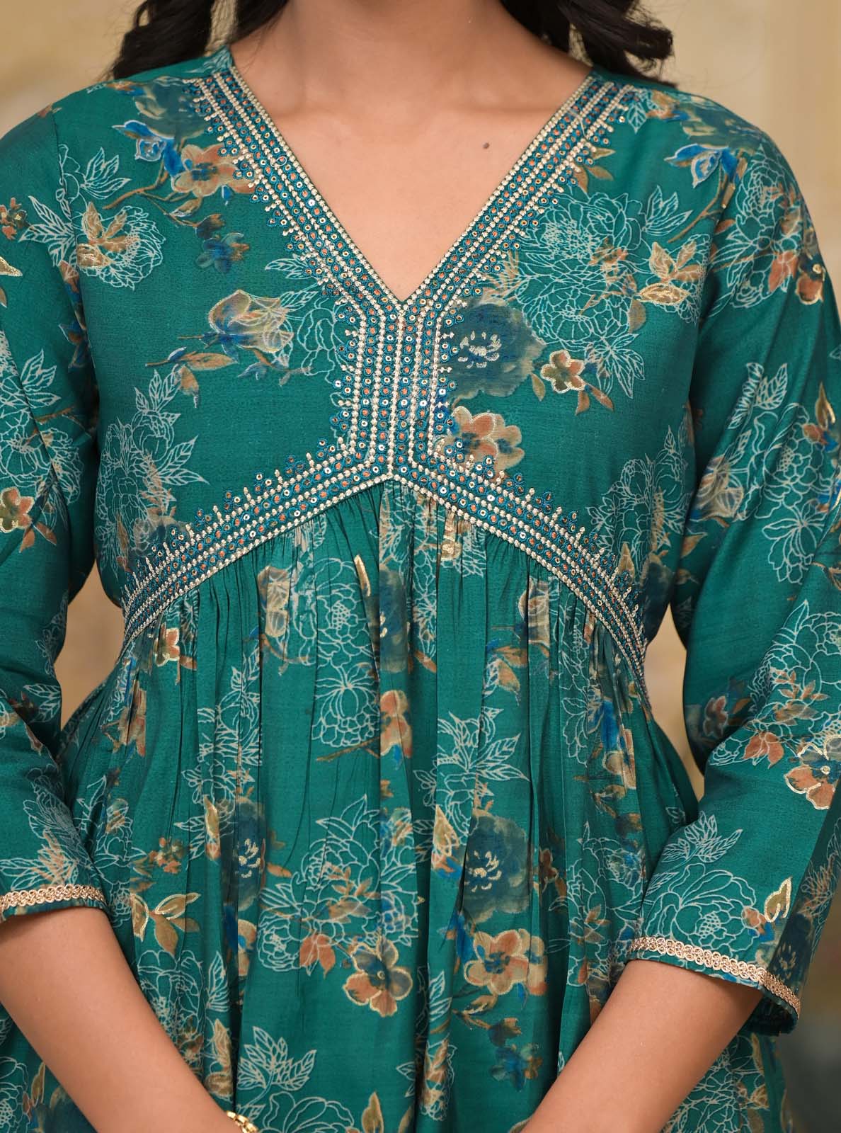 Label Khoj Women Silk Blend and embroidery Printed kurta