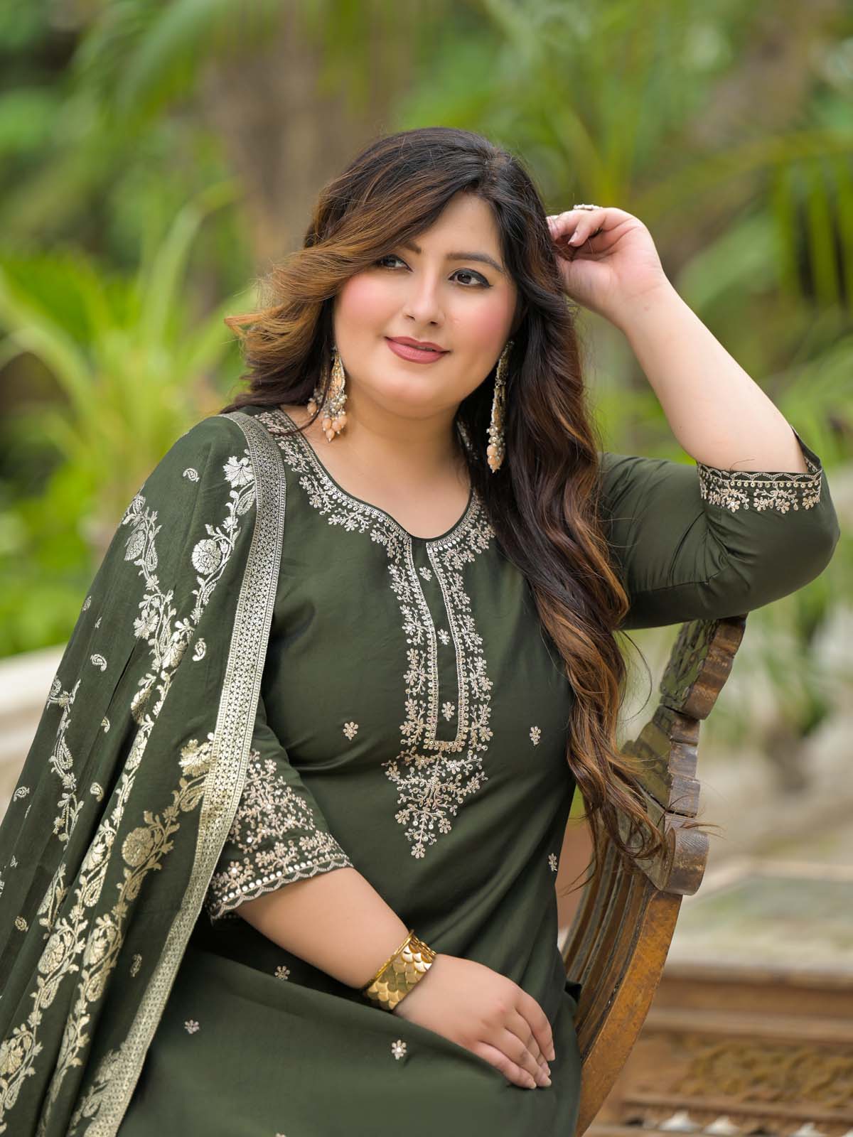 Label Khoj Women Roman Silk Embroidery  Work Voilet Color Kurta & Bottom With Dupatta  Set