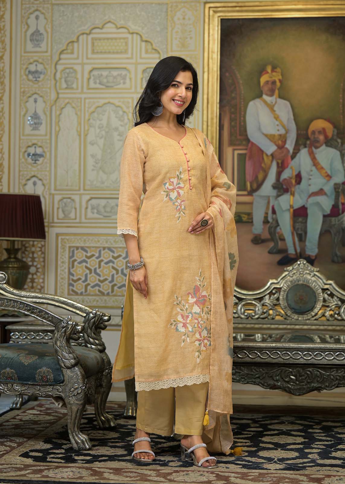 Label khoj lilen kurta , trouser and dupptta set