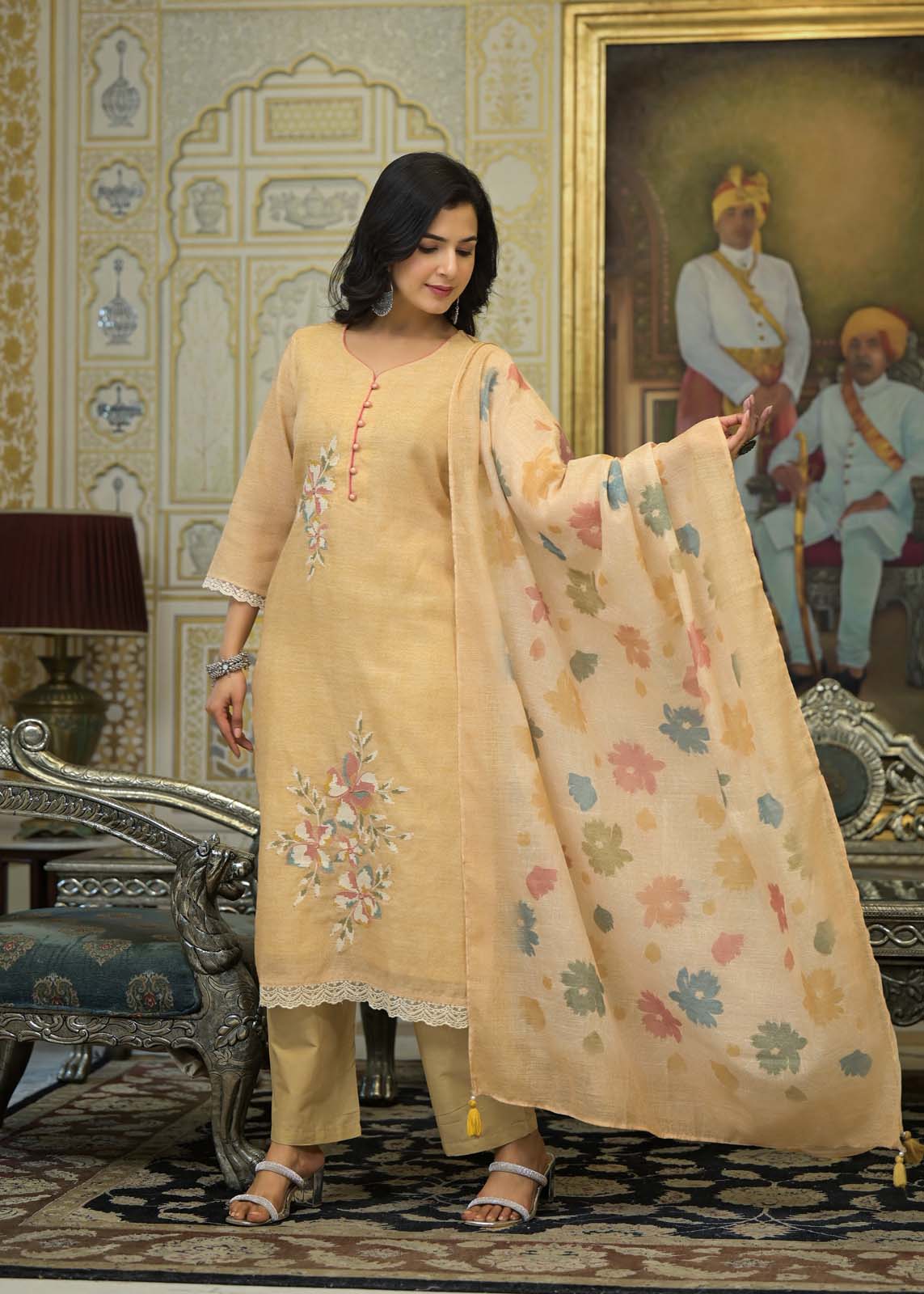 Label khoj lilen kurta , trouser and dupptta set