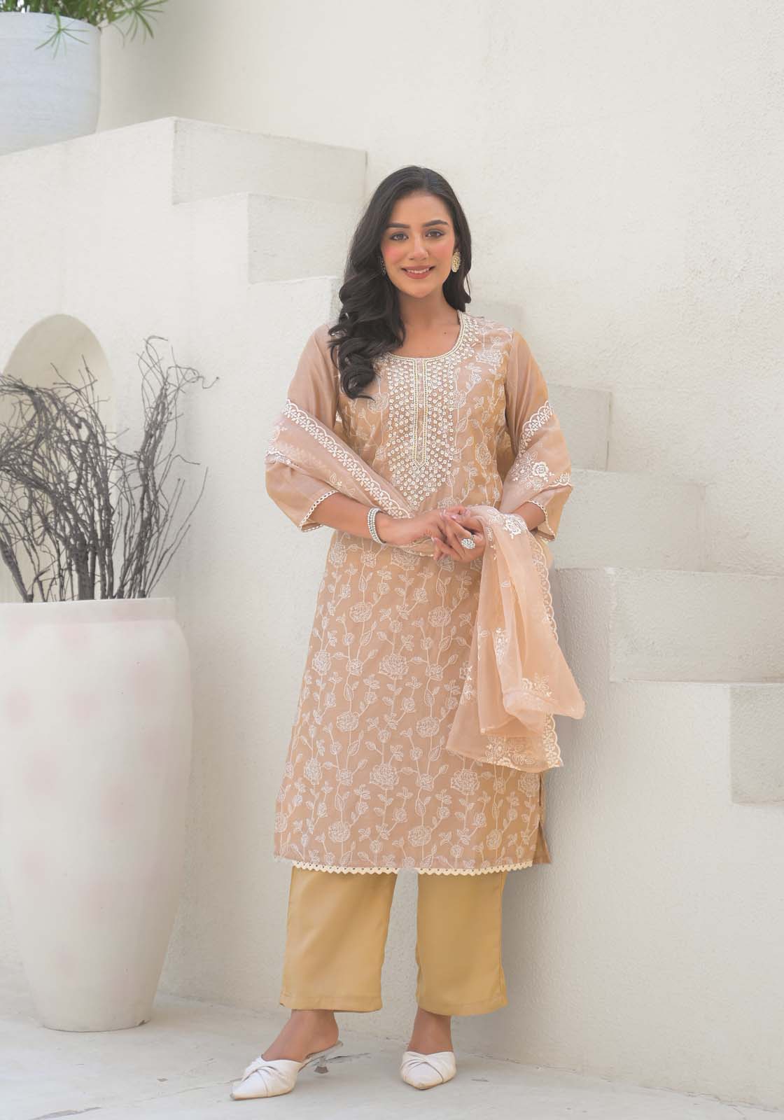 Label Khoj Women Chanderi kurta, trouser and dupptta set