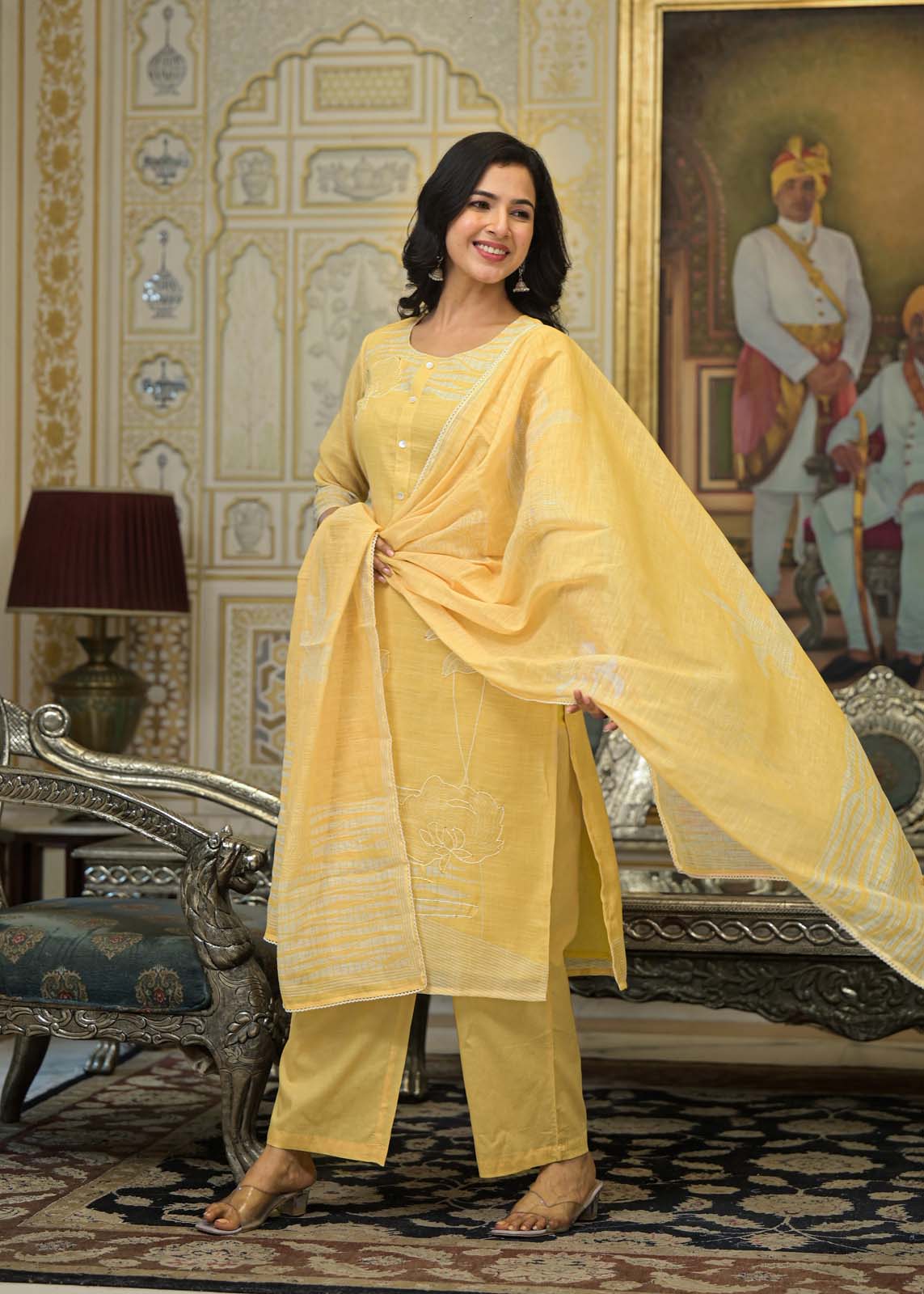 Label Khoj Women Lilen kurta, trouser and dupptta set