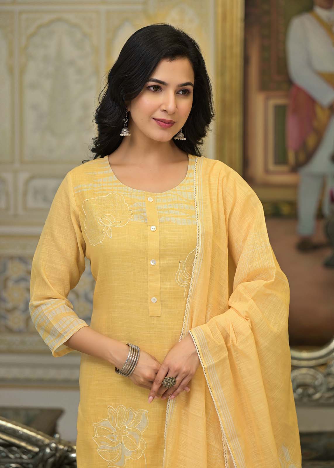Label Khoj Women Lilen kurta, trouser and dupptta set