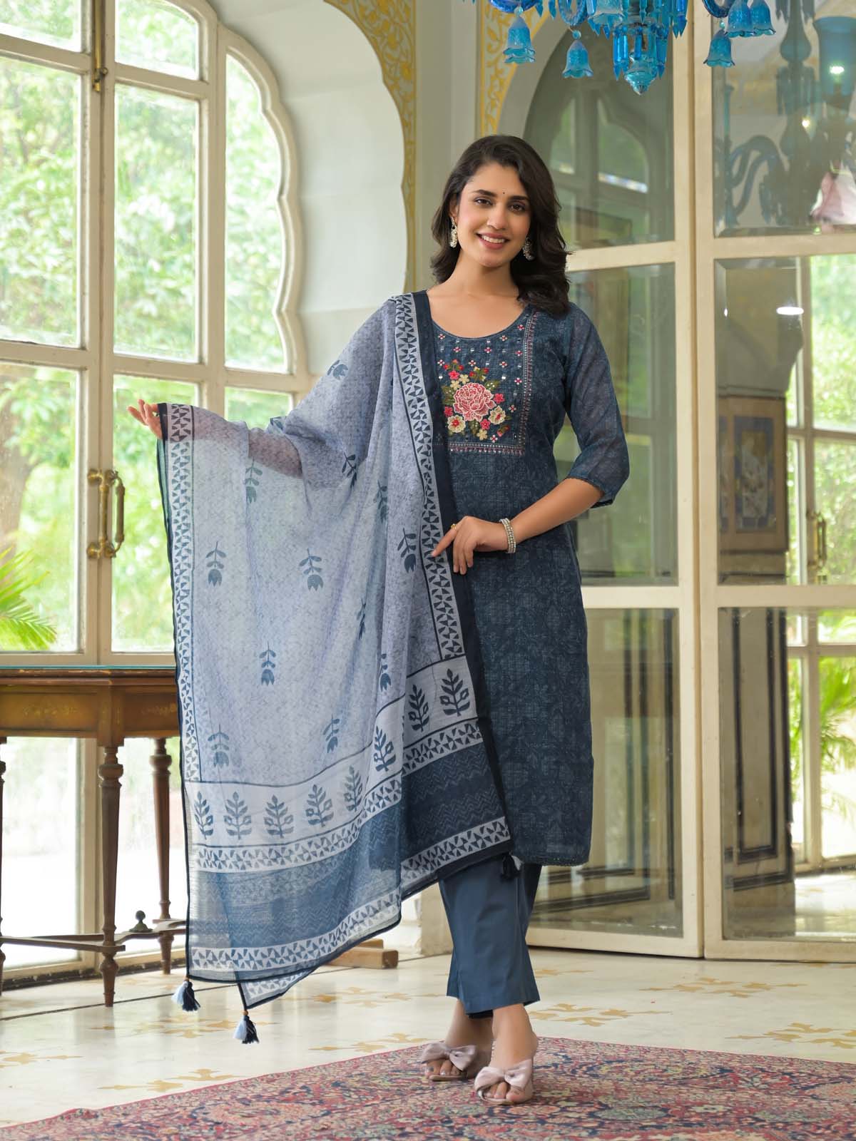 Label Khoj Women Lilen kurta, trouser and dupptta set