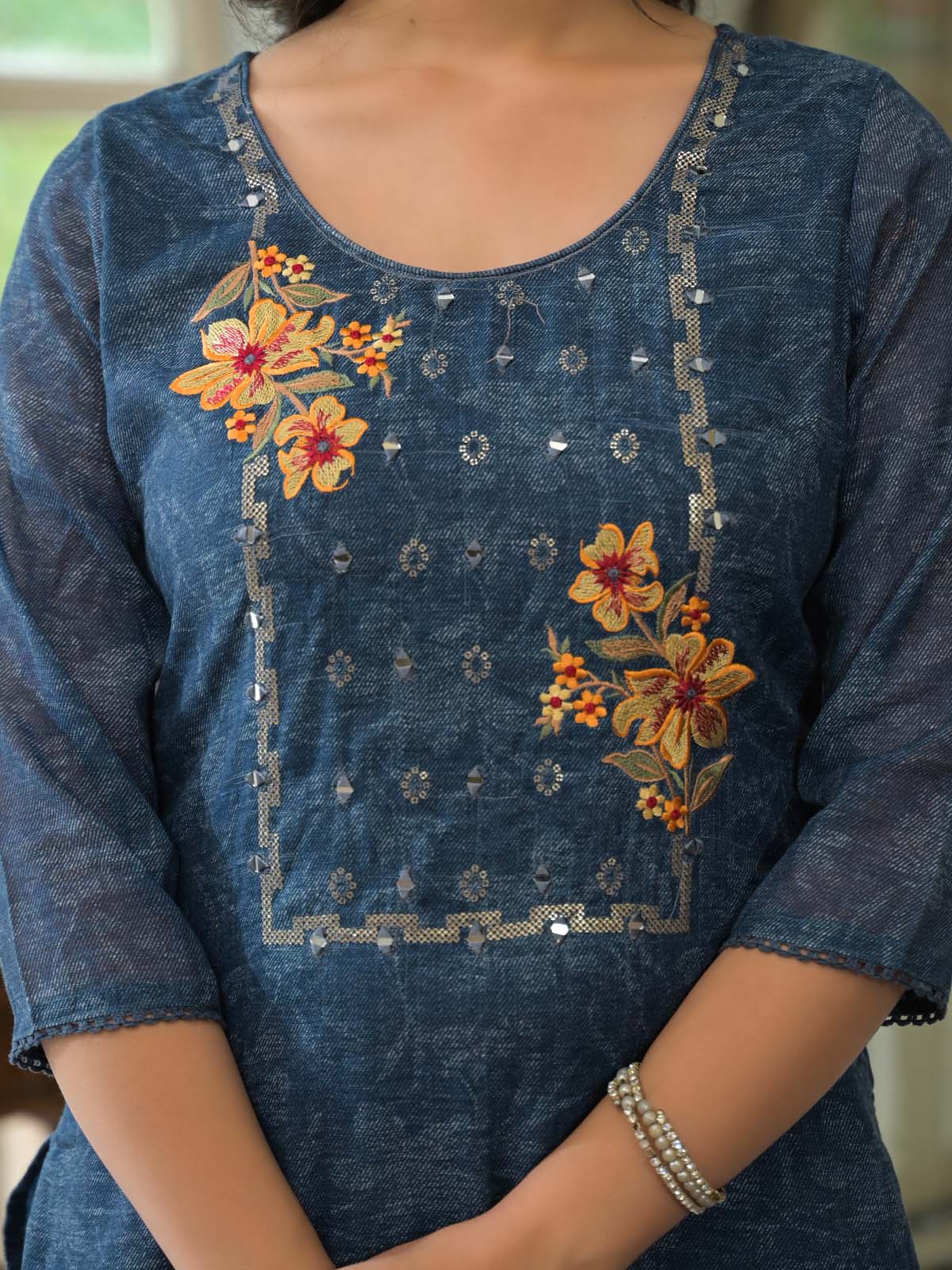 Label Khoj Women Lilen kurta, trouser and dupptta set
