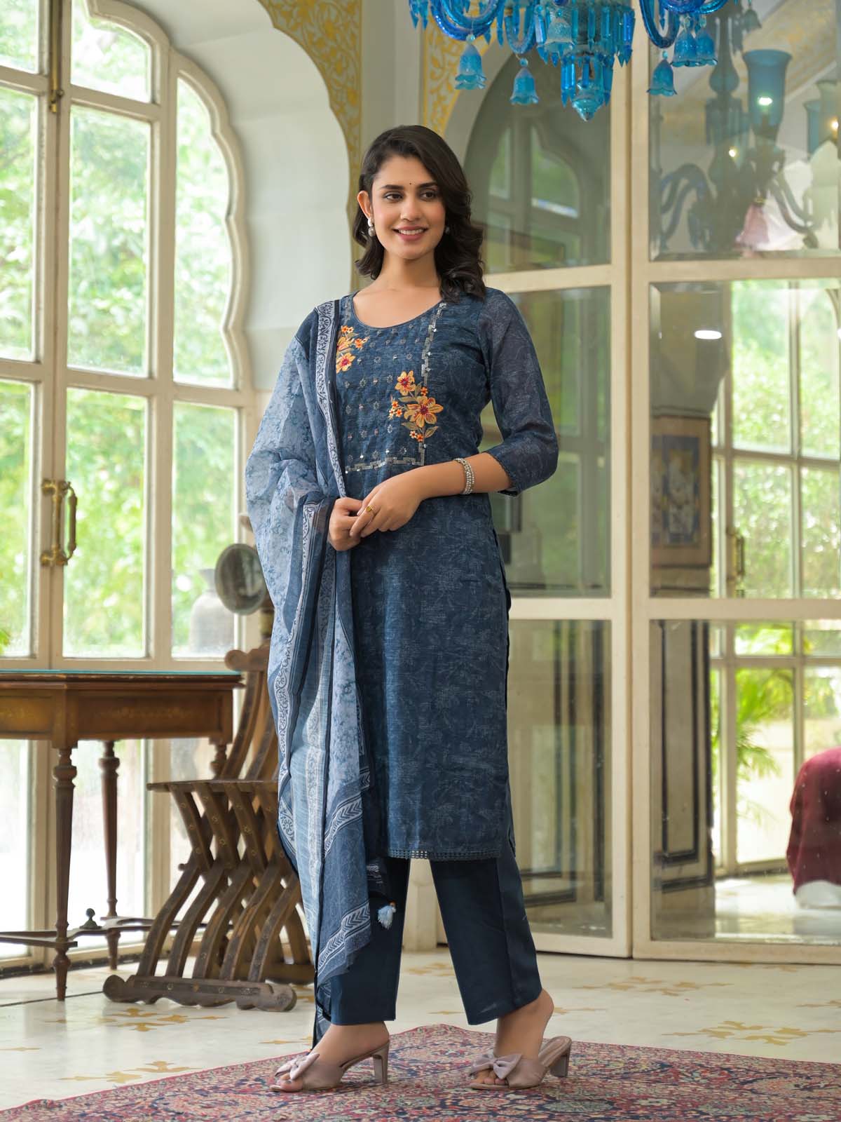 Label Khoj Women Lilen kurta, trouser and dupptta set